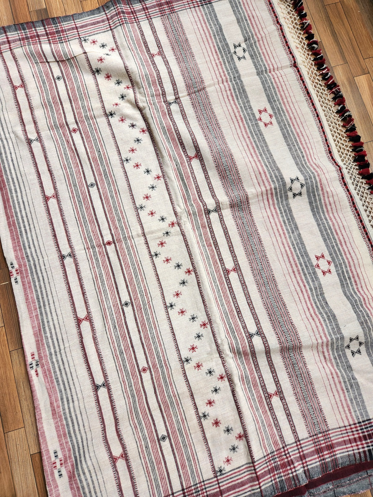 Handloom Bhujodi cotton saree officewear summer wardrobe kutch saree kutchi bharat