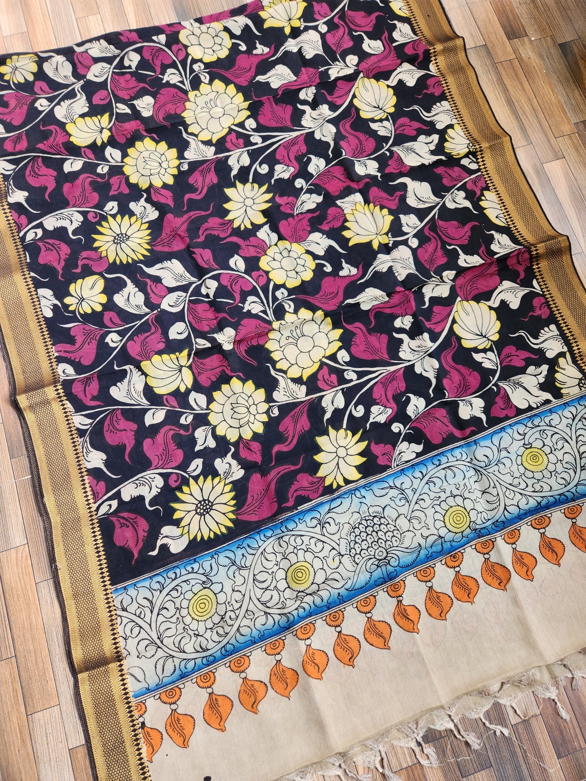 pen kalamkari silk dupatta Black and Red dupatta Indian gifts