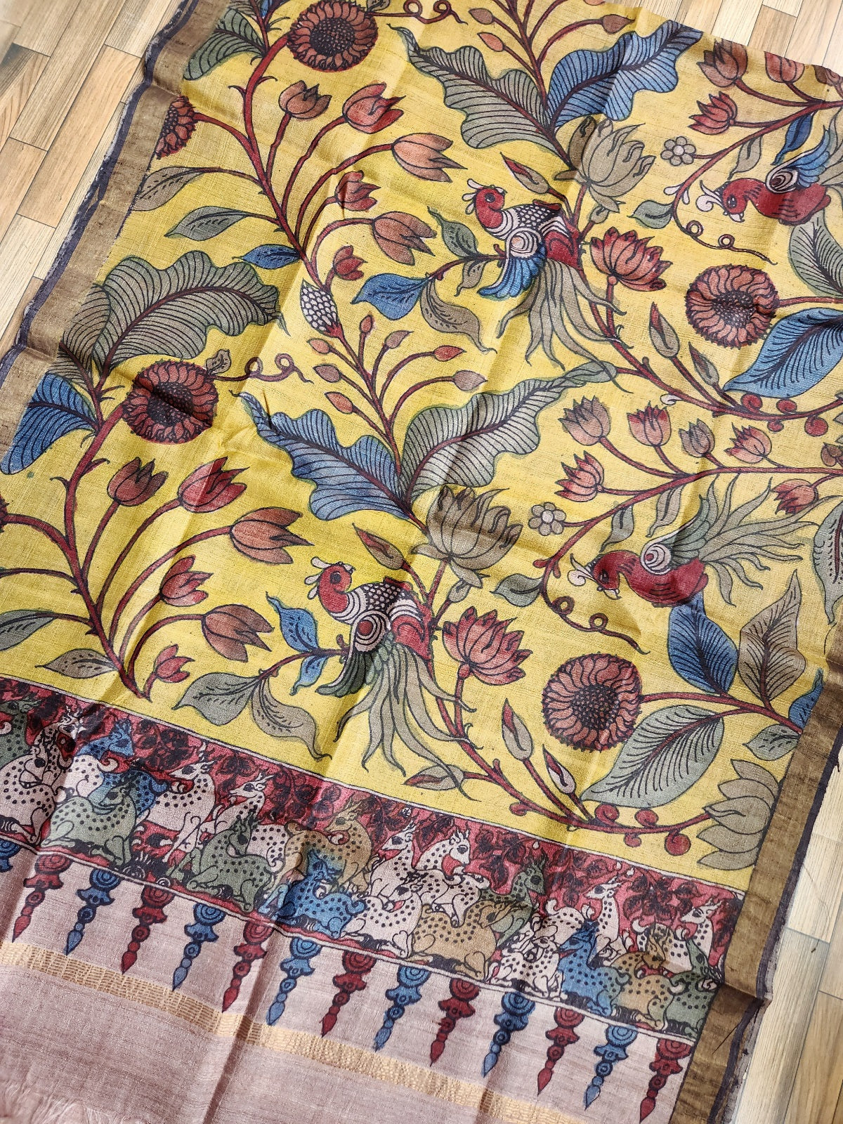 pen kalamkari dupatta silk dupatta tussar yellow dupatta haldi look wedding shopping haldioutfit