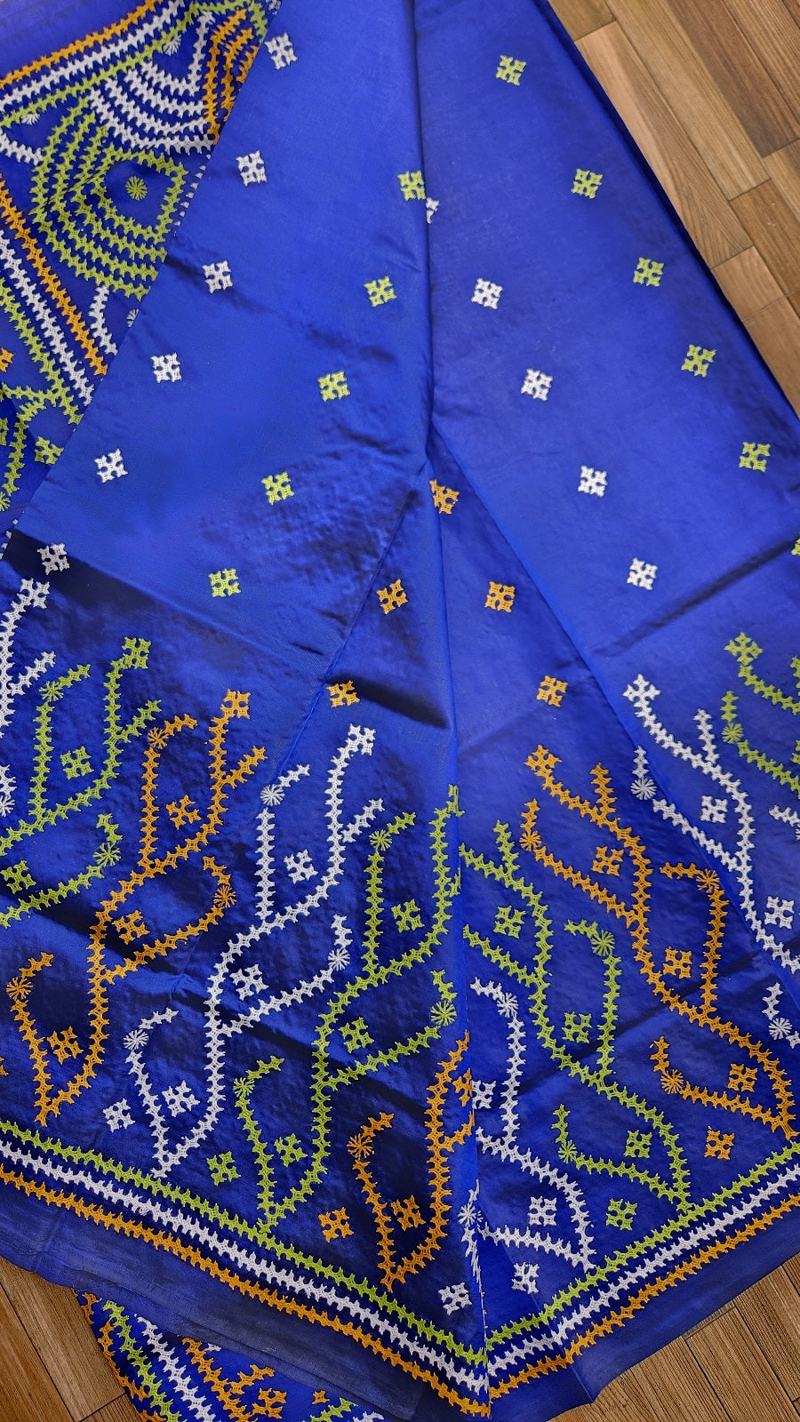 KUTCHWORK SILK SAREE