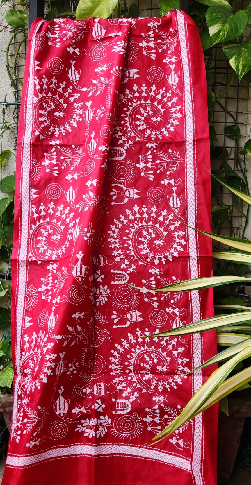 WARLI STOLE