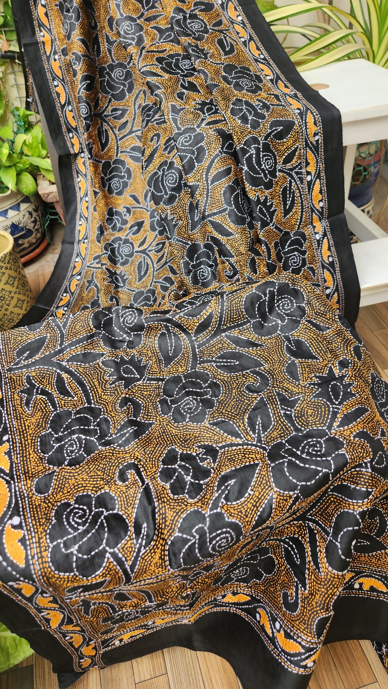 BLACK GOLD KANTHA DUPATTA