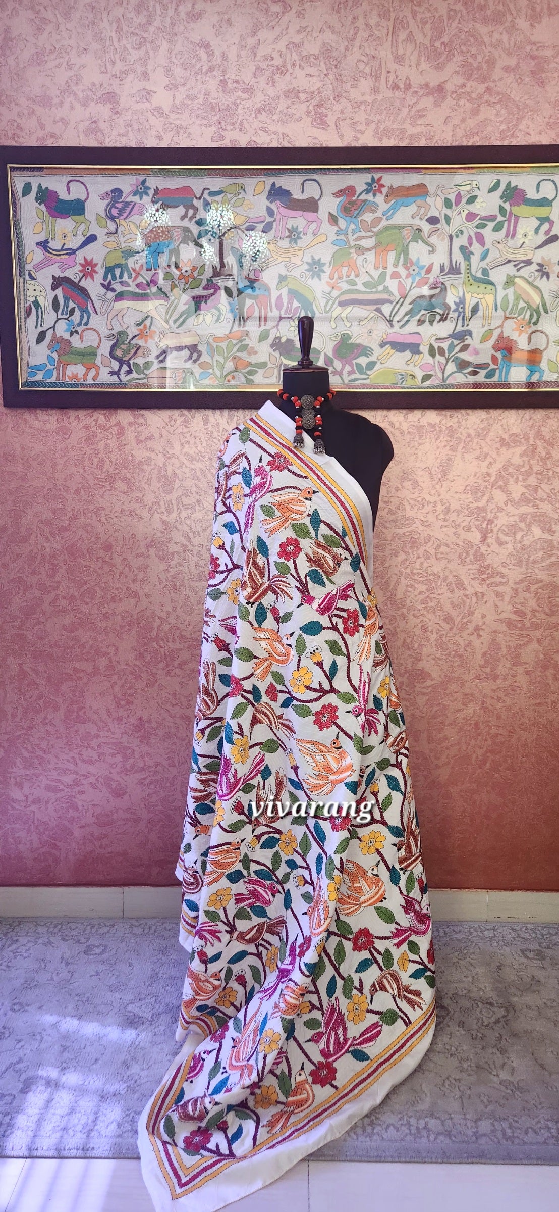 PERCHED PERFECT KANTHA DUPATTA