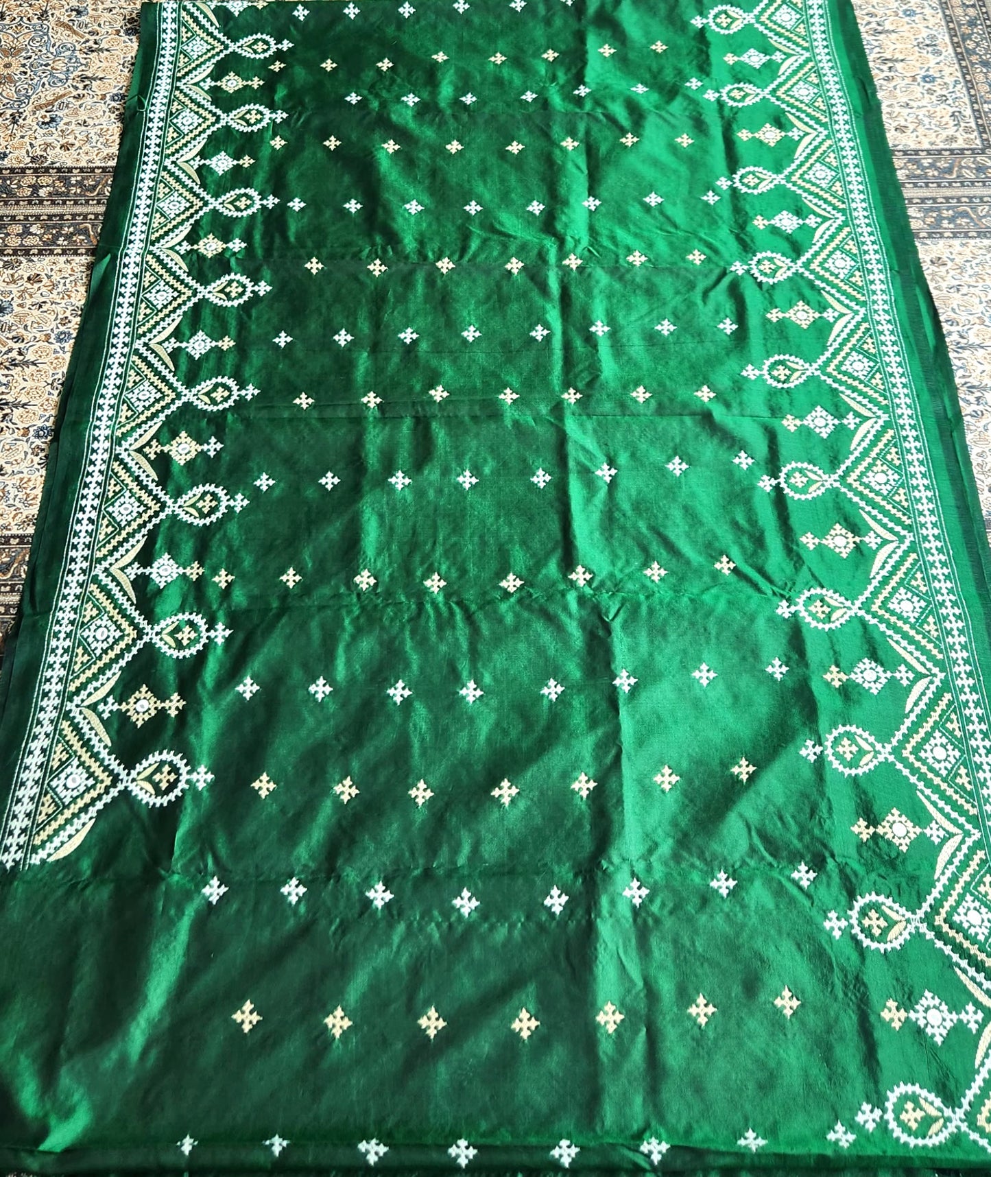 KUTCHWORK SILK SAREE