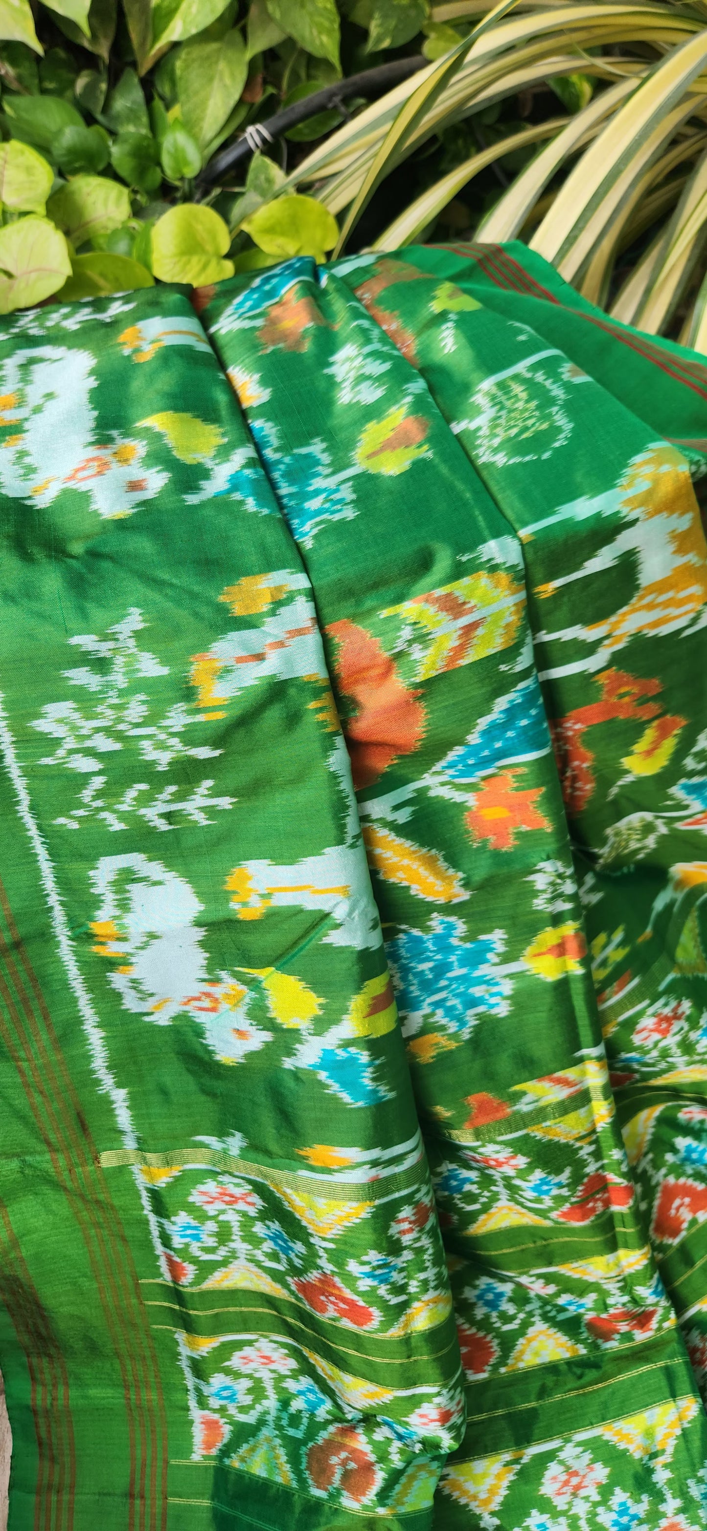 Green saree wedding saree patola saree mehndi look