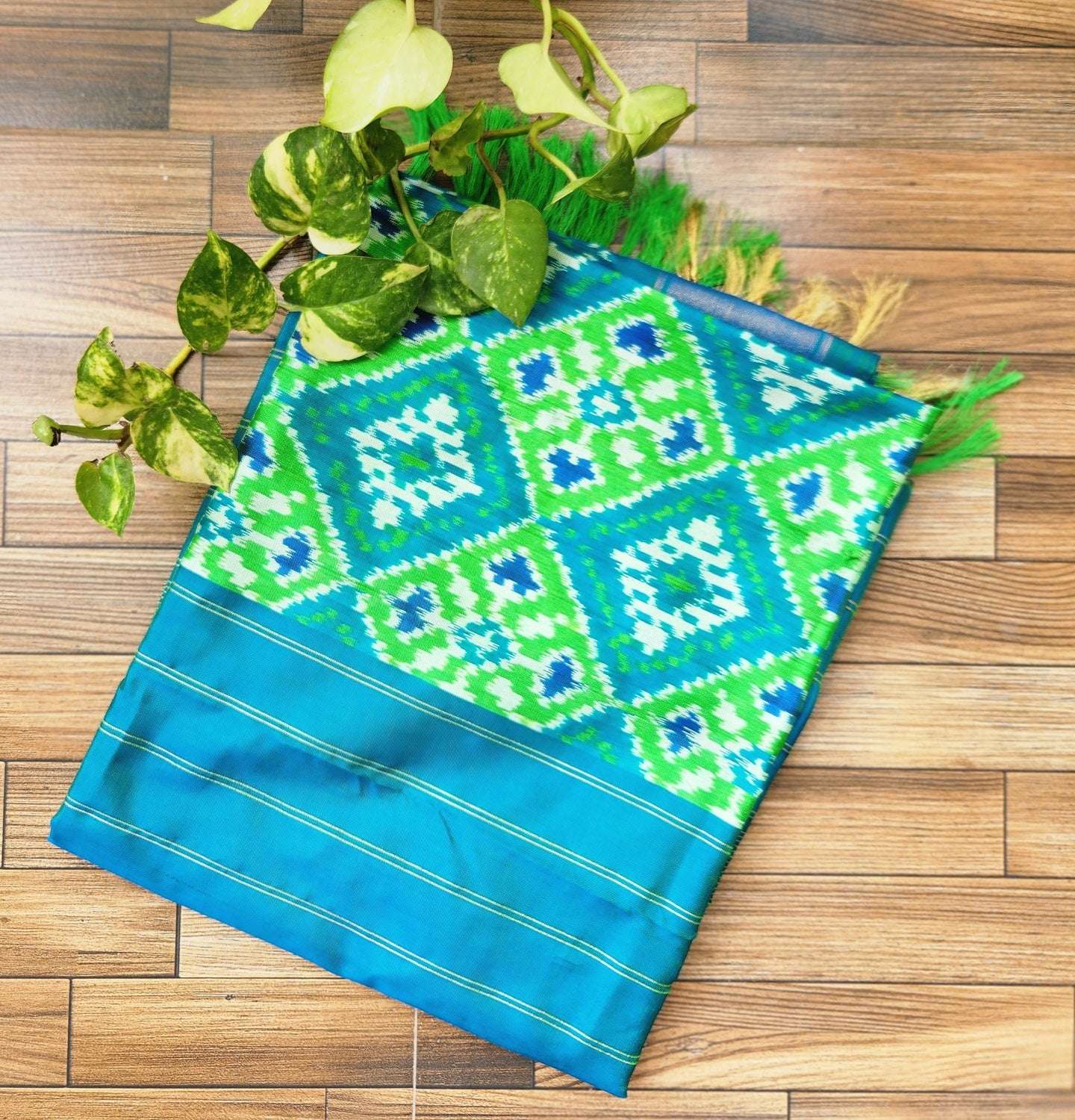 Patola Silk Dupatta Blue Handloom Indian gifts Wedding Shopping ikat dupatta