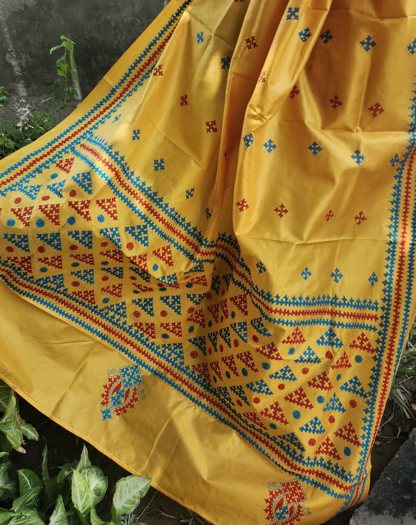 KUTCHWORK SILK DUPATTA