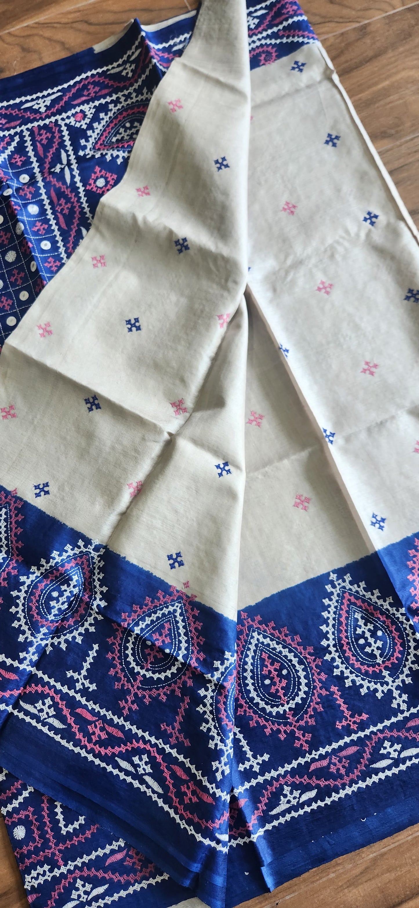 Kutchwork saree white saree blue saree designer saree tussar saree classy saree