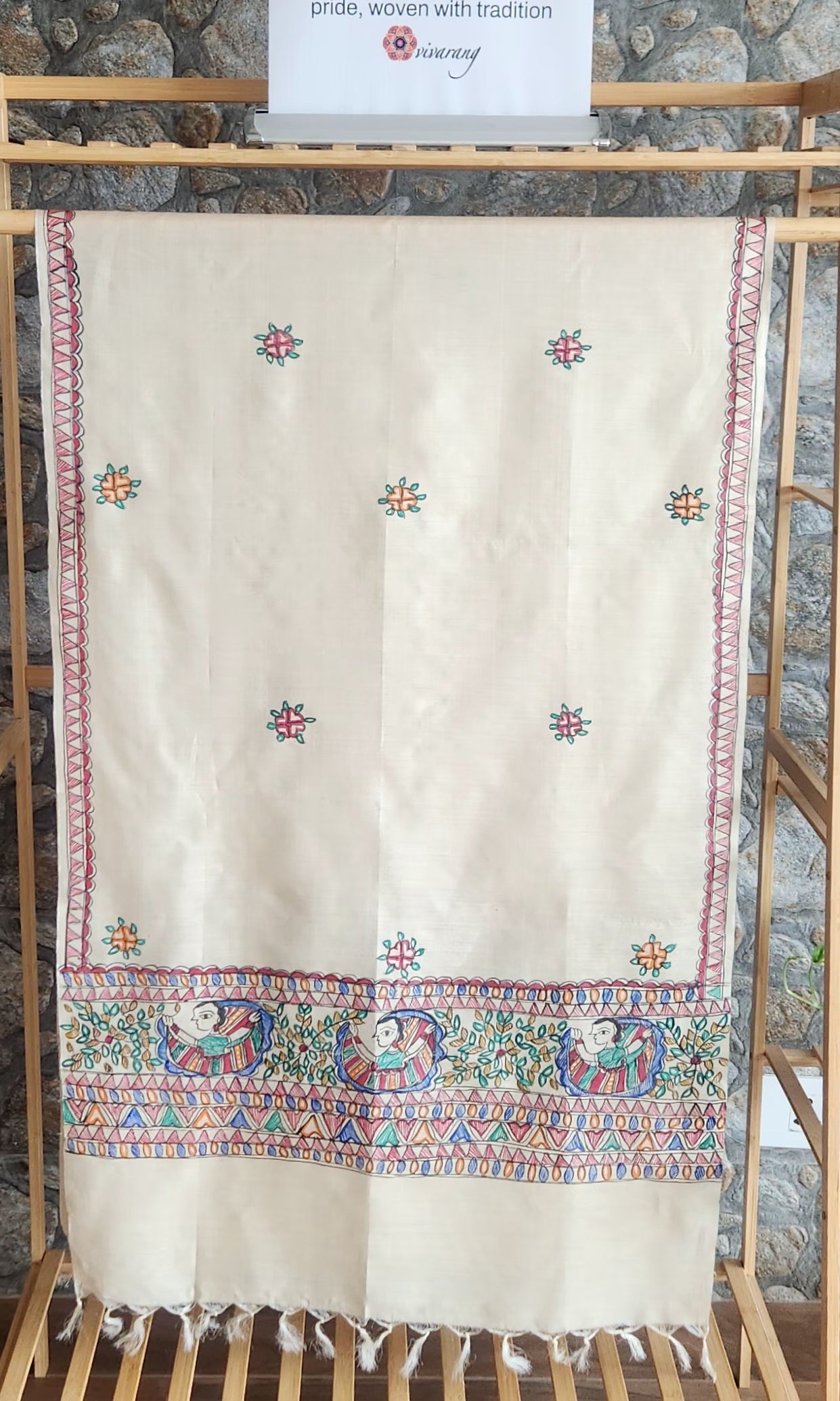 Madhubani stole Indian gifts handmade gifts wedding retuen favour corporate gifts iTokri