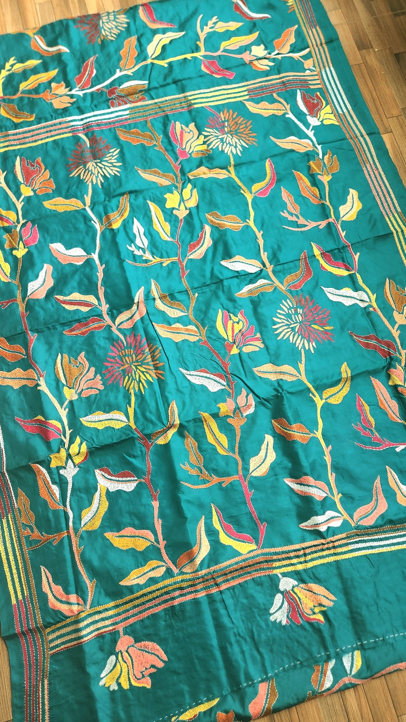 DANDELION KANTHA SAREE