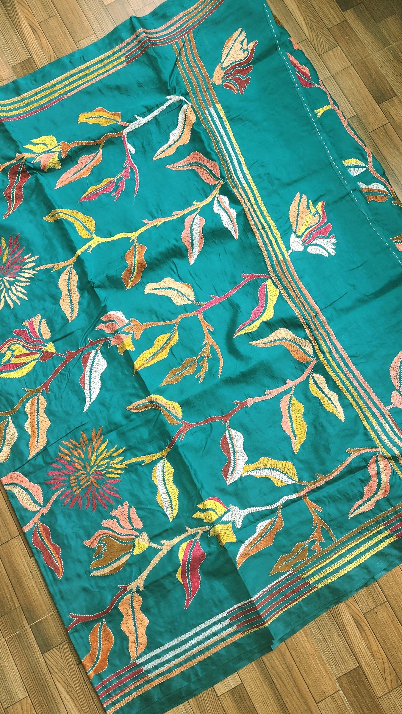 DANDELION KANTHA SAREE