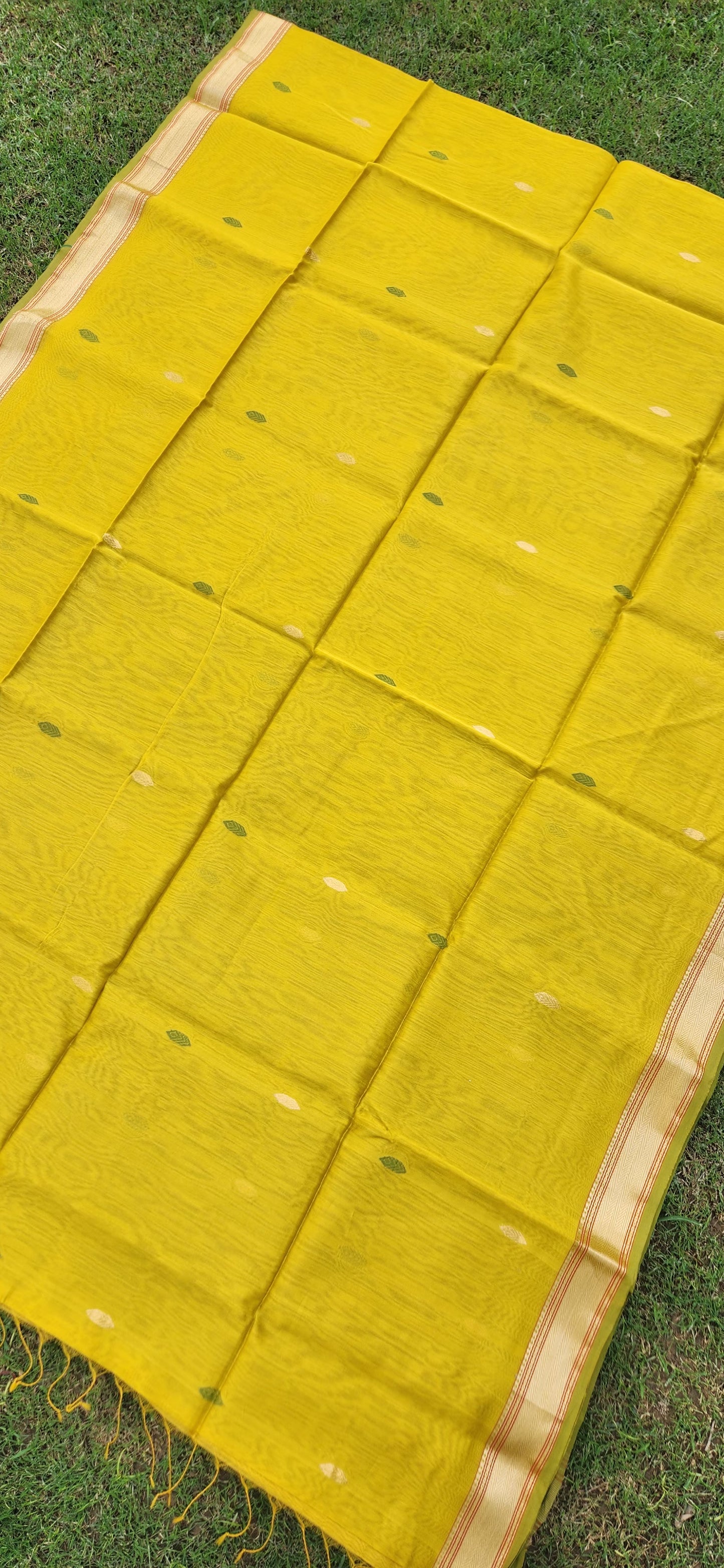 Yellow saree green saree Maheshwari handloom saree Haldi saree