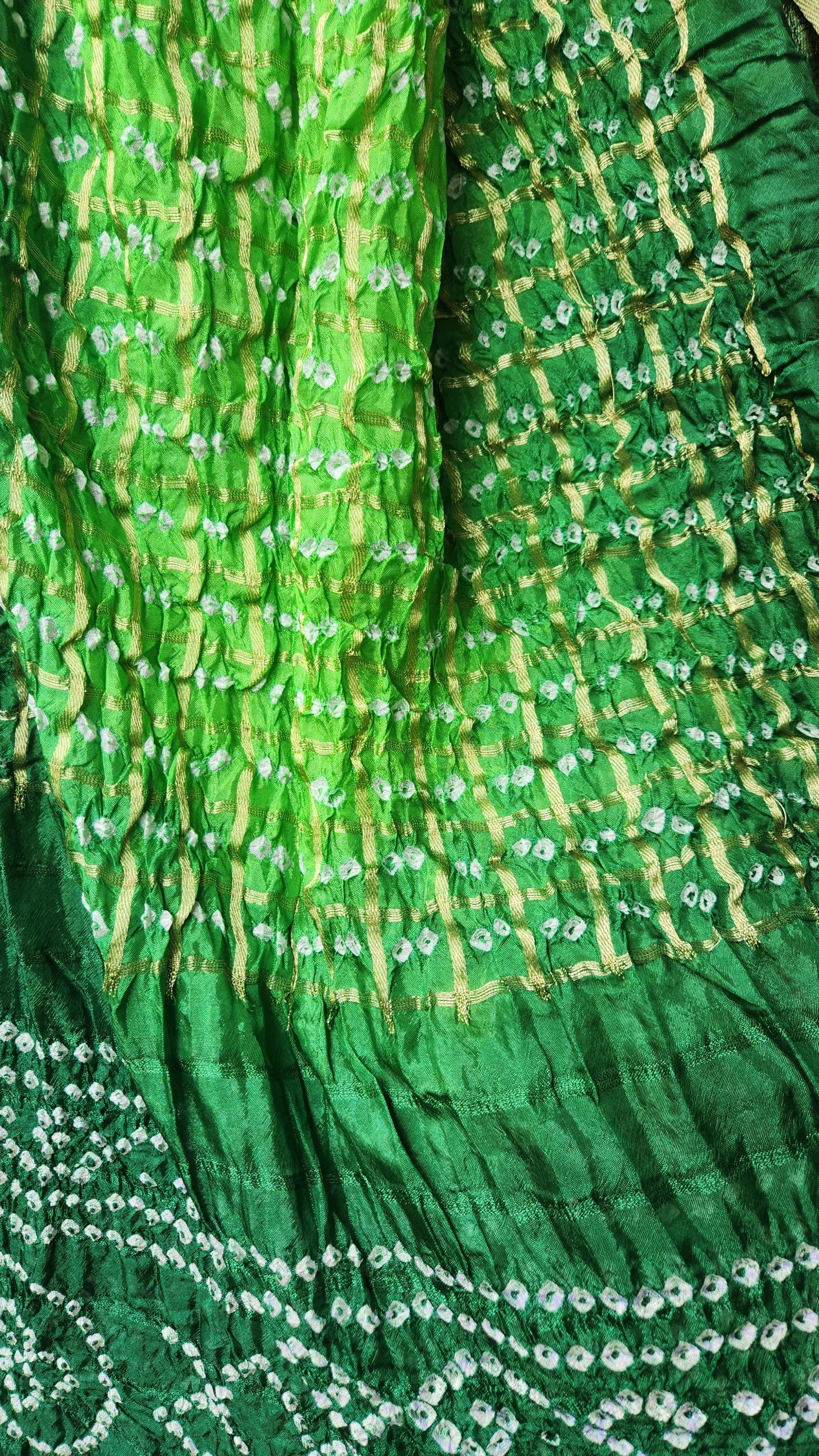 green dupatta