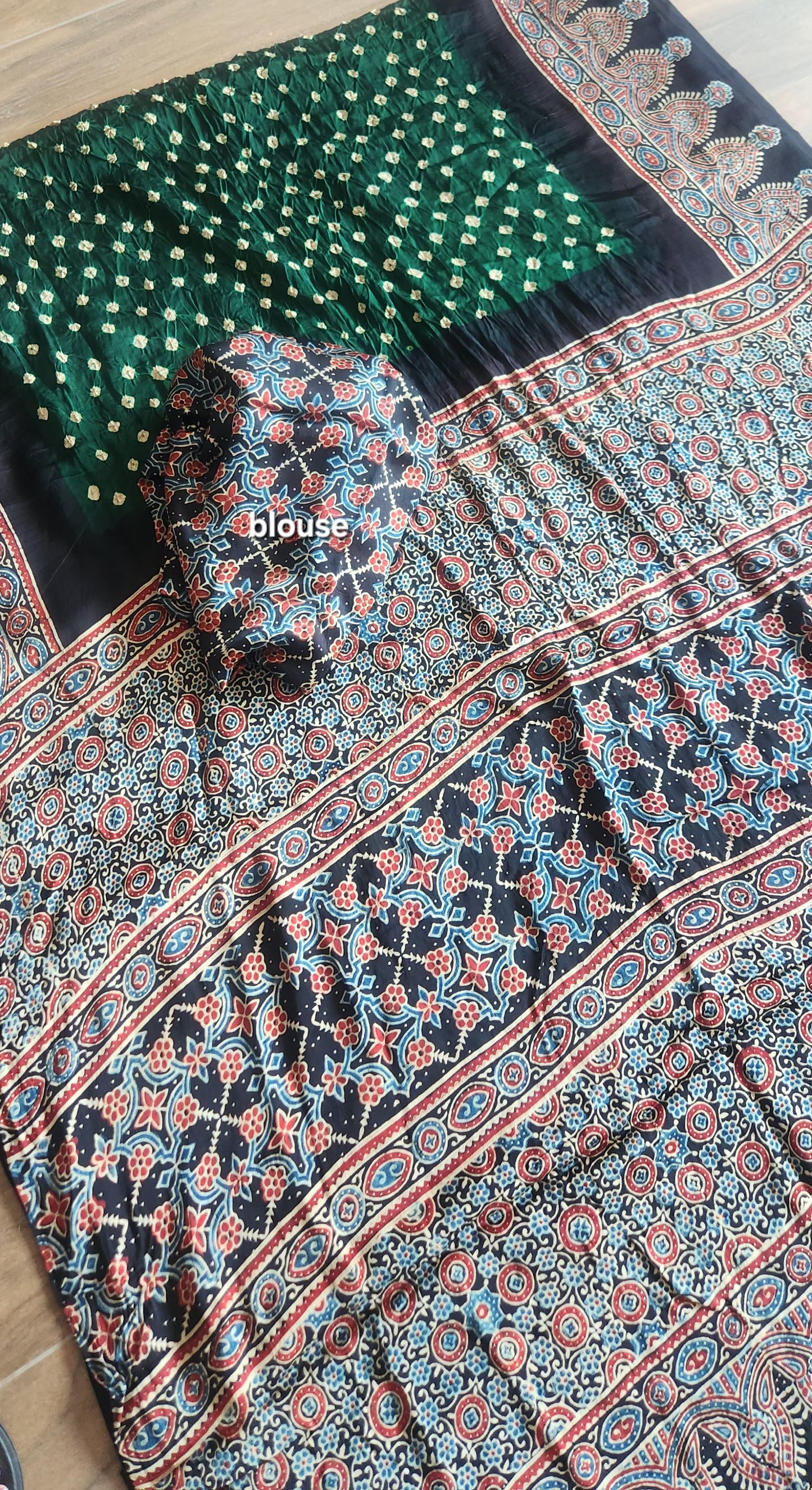 bandhani saree green saree mehndi look saree fo rmehndi function ajrakh saree