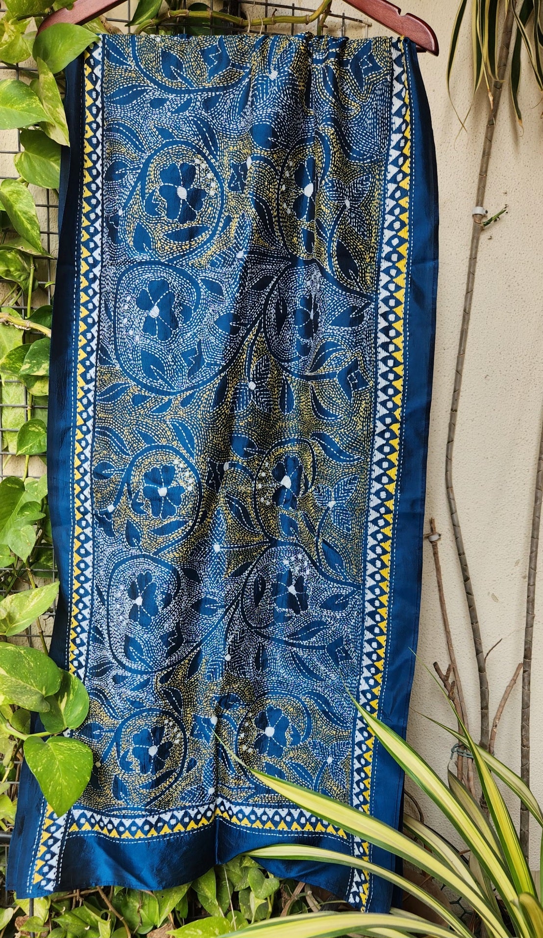 HAND EMBROIDERY STOLE