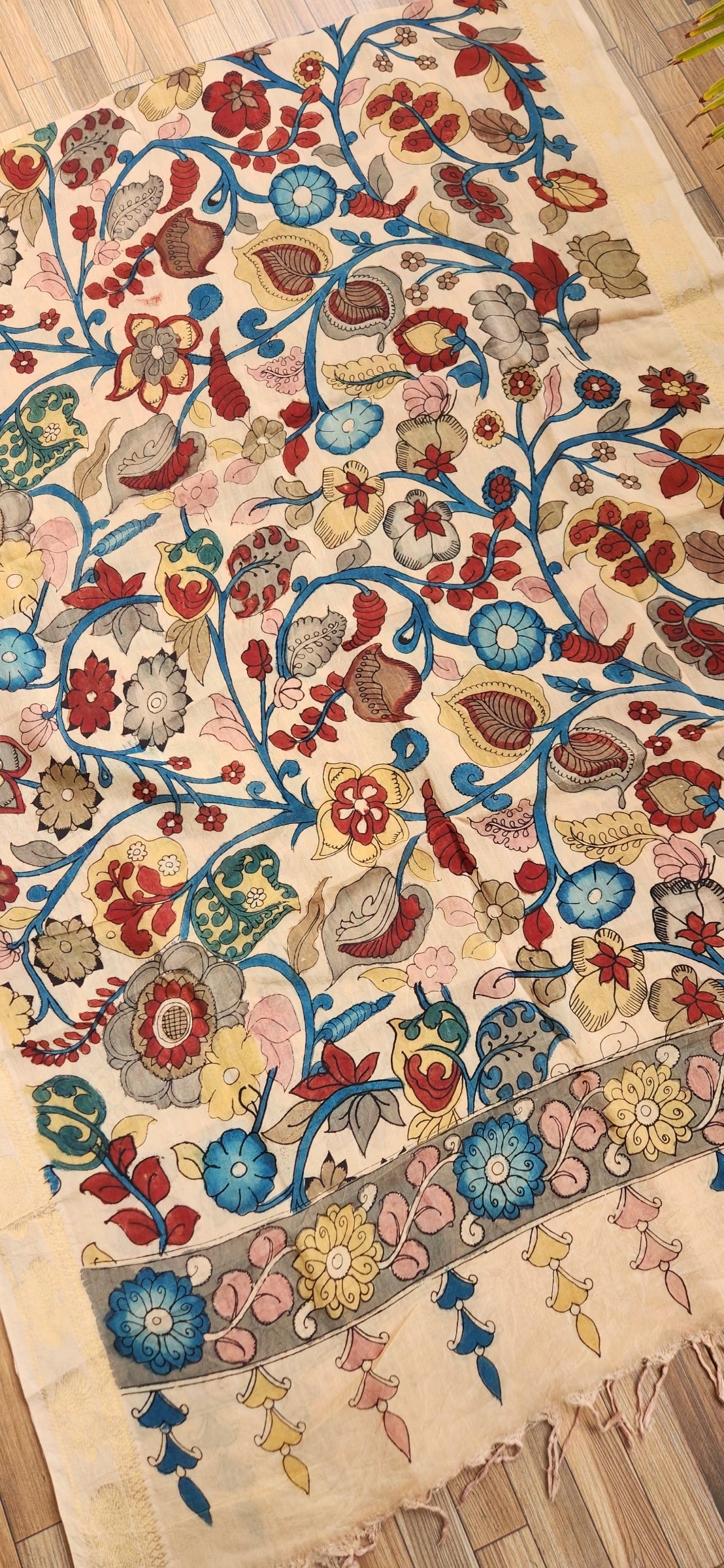 kalamkari dupatta pen kalamkari