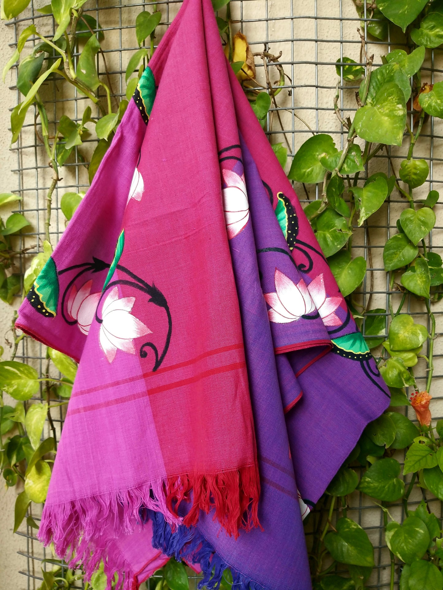 PICHWAI HANDPAINTED DUPATTA