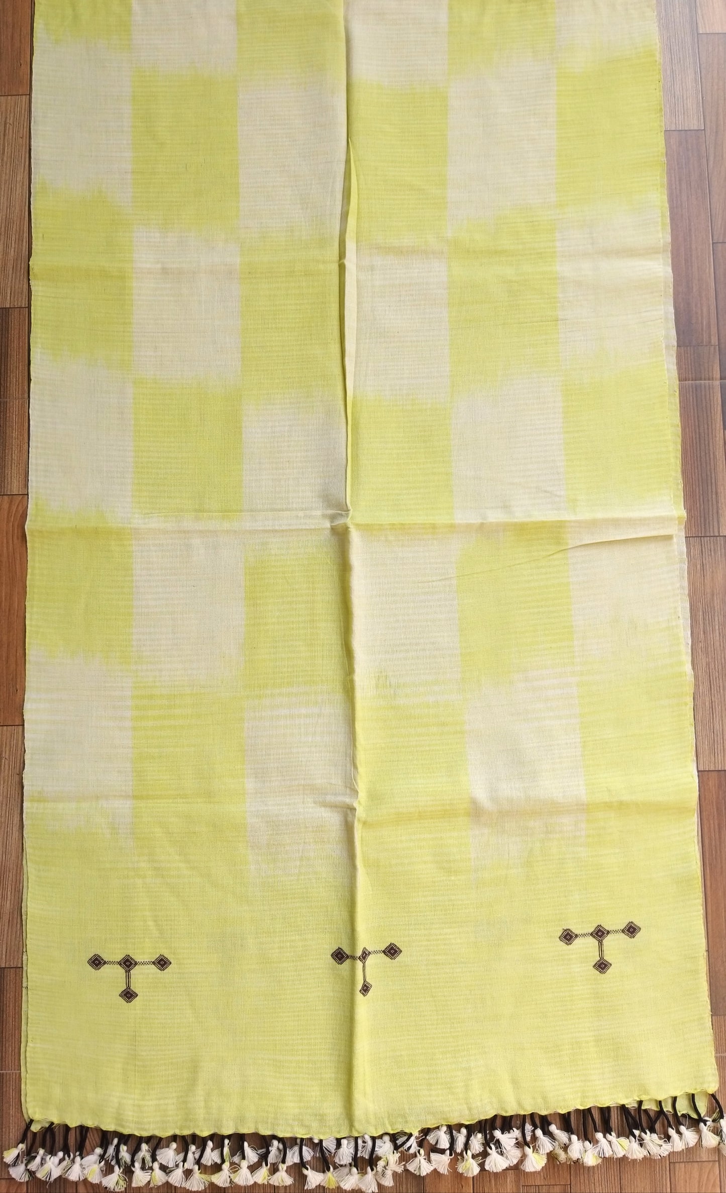 KUTCH HANDLOOM STOLE