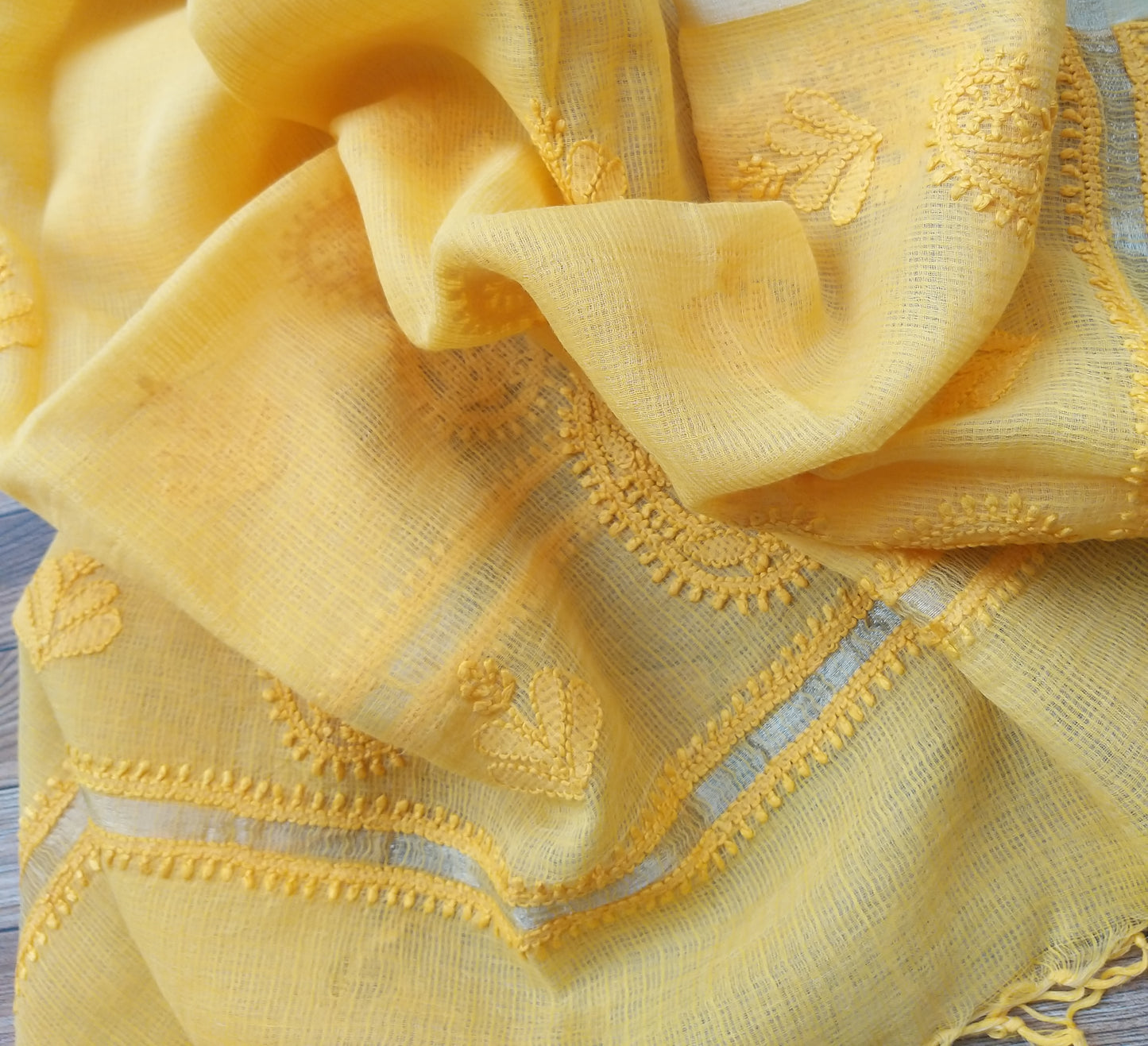 CHIKANKARI DUPATTA