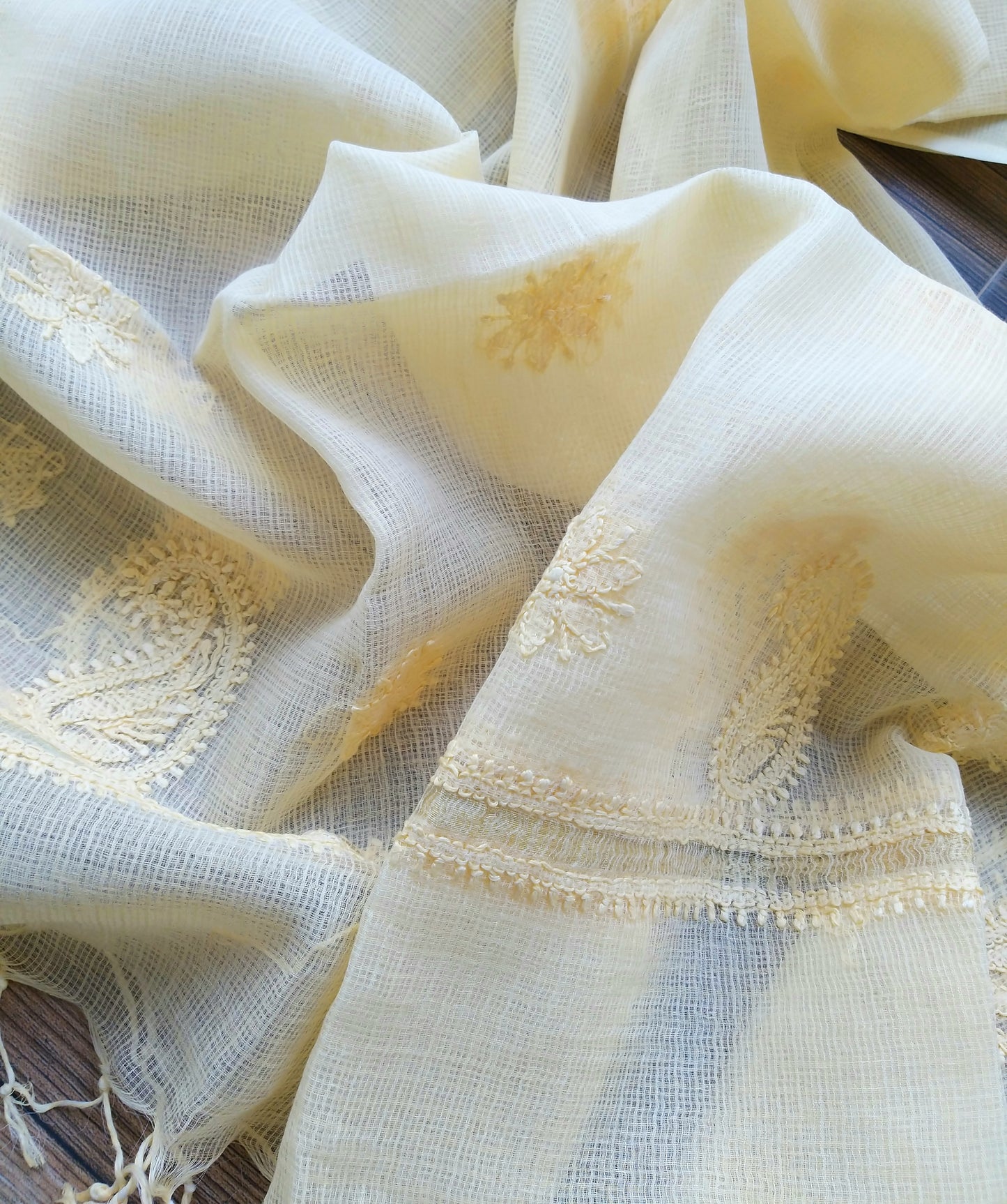 CHIKANKARI DUPATTA