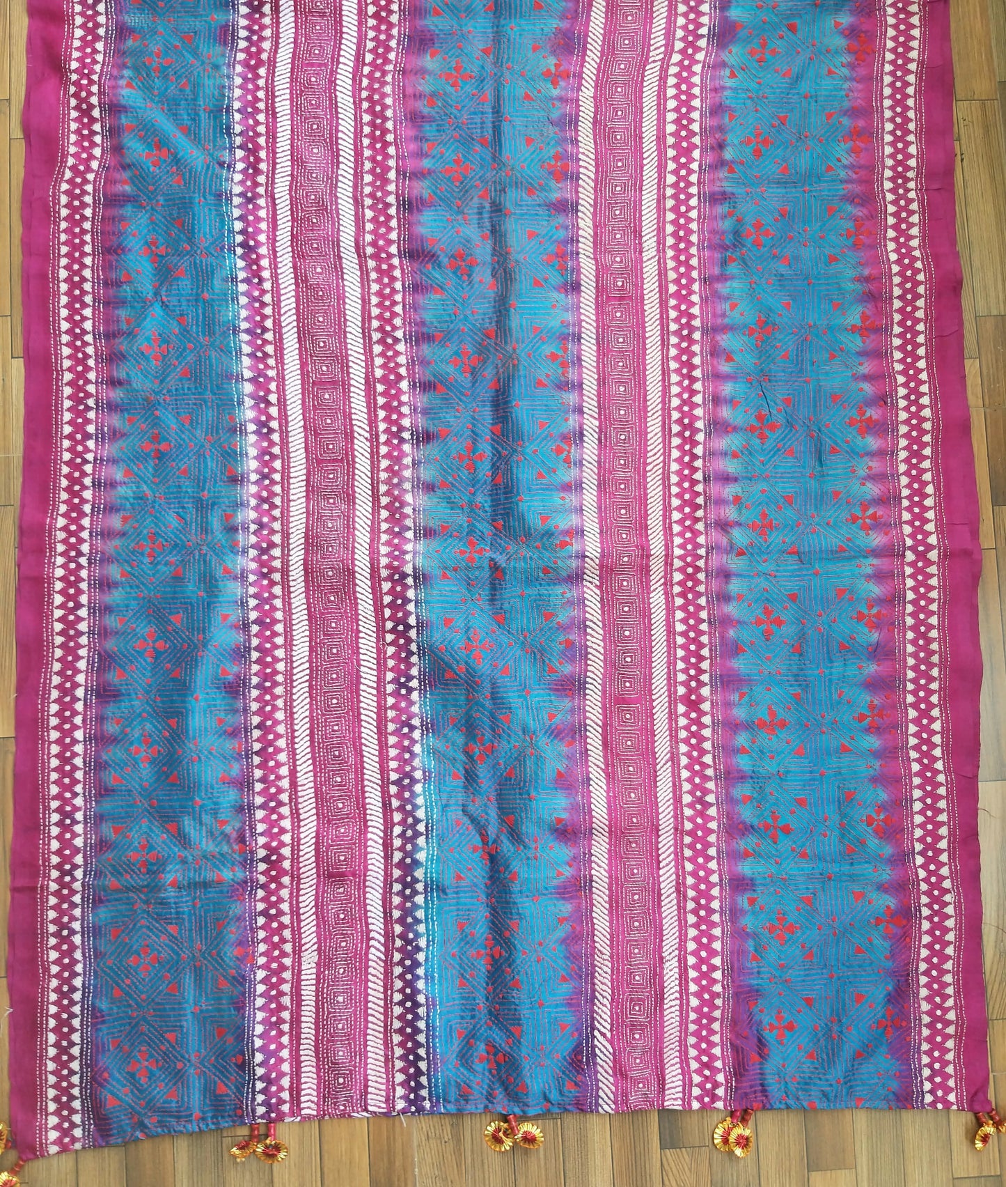 KANTHA DUPATTA