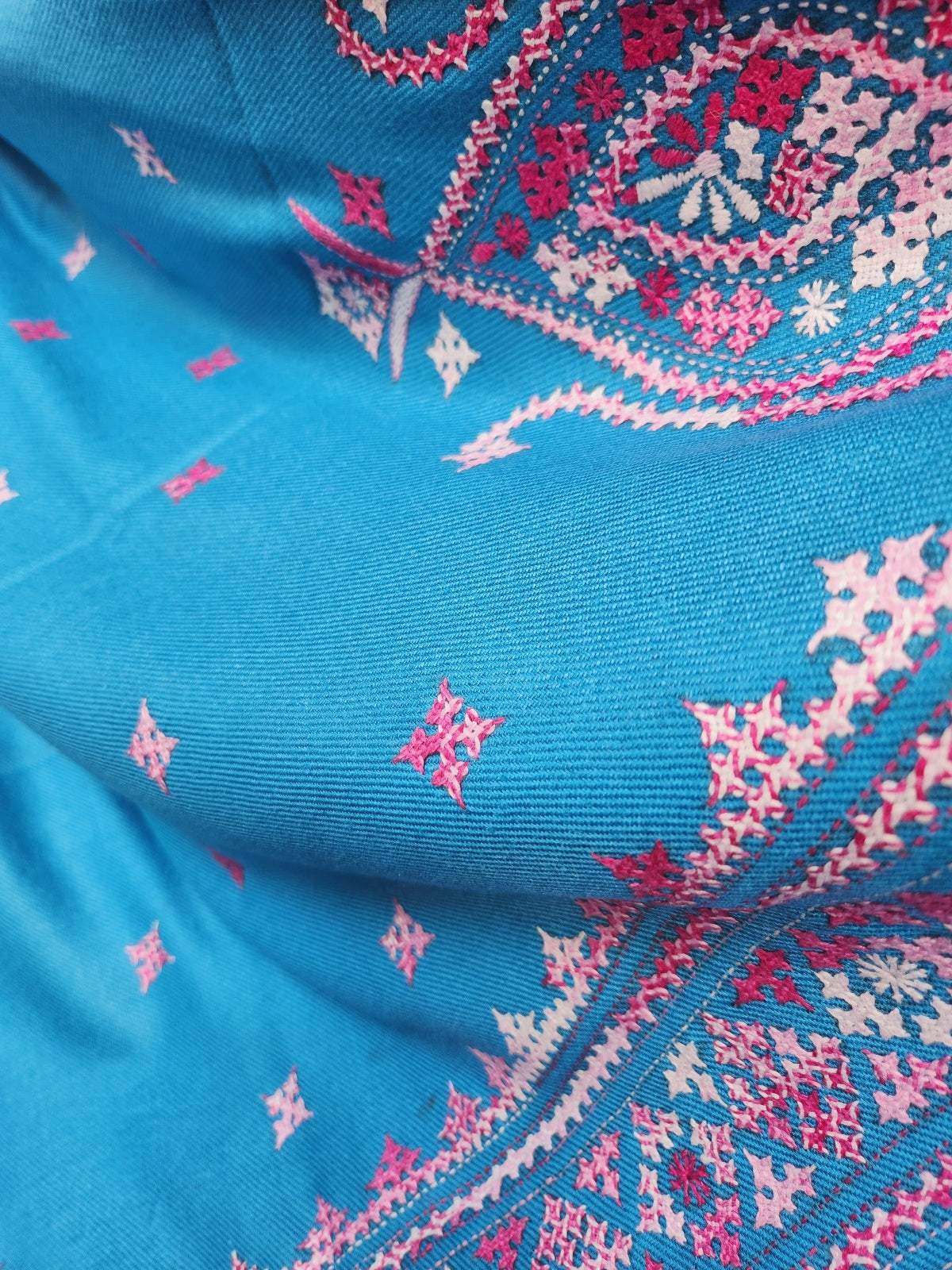 kutchwork woolen shawls handmade gifts Indian gifts handembroidery win…