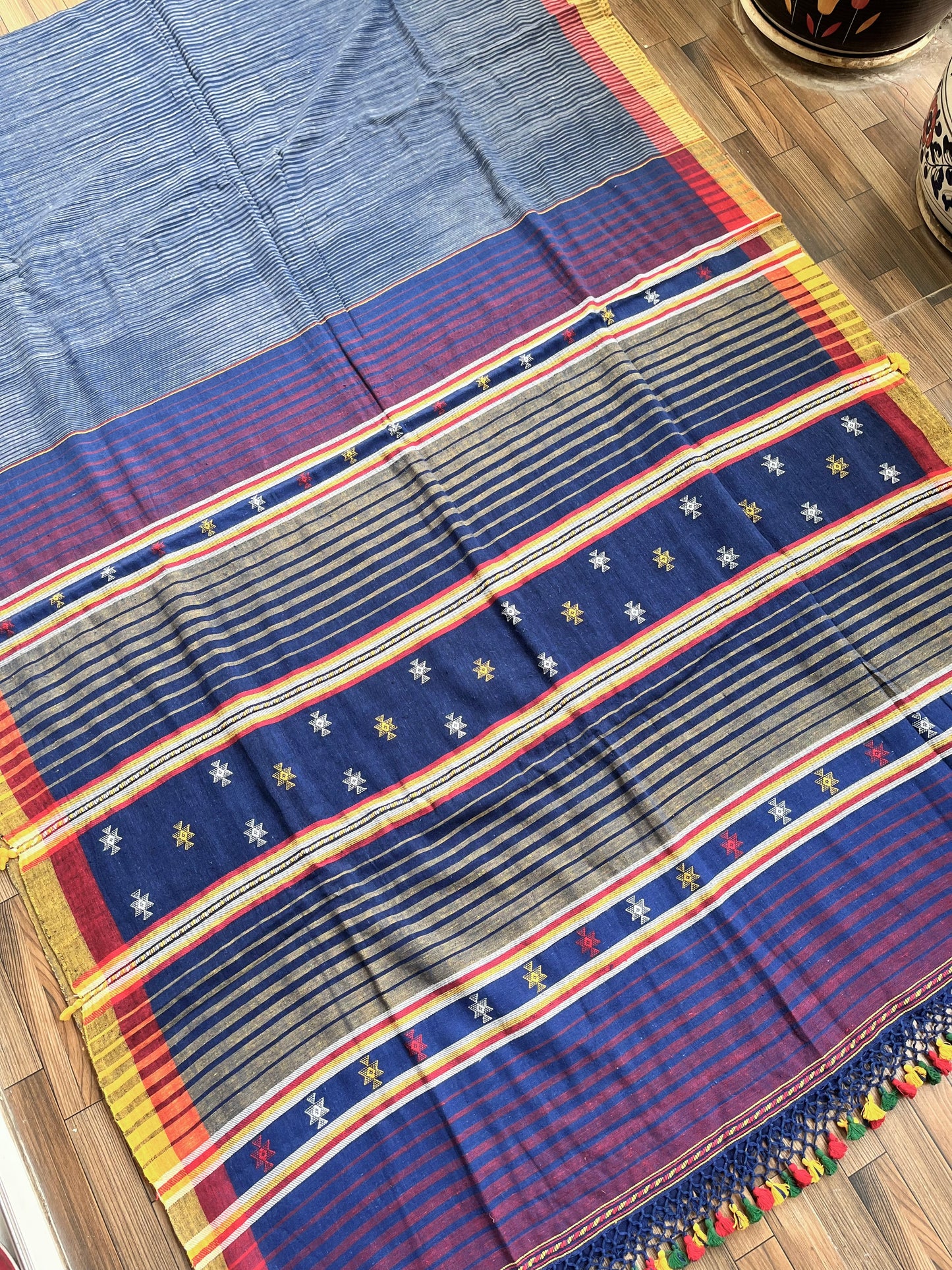 bhujodi blue saree oifficewear