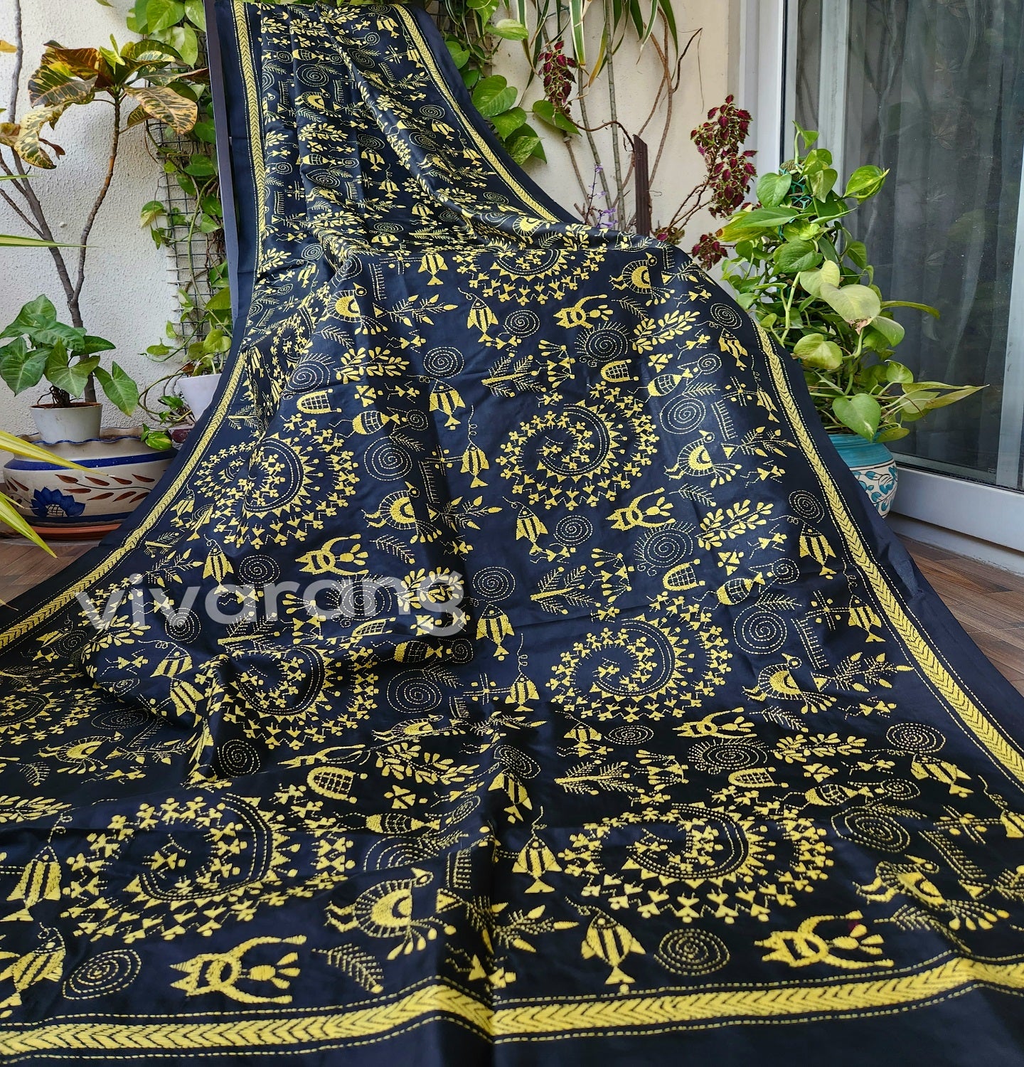 WARLI DUPATTA silkdupatta blackdupattaonline warli handembroidery shekantha