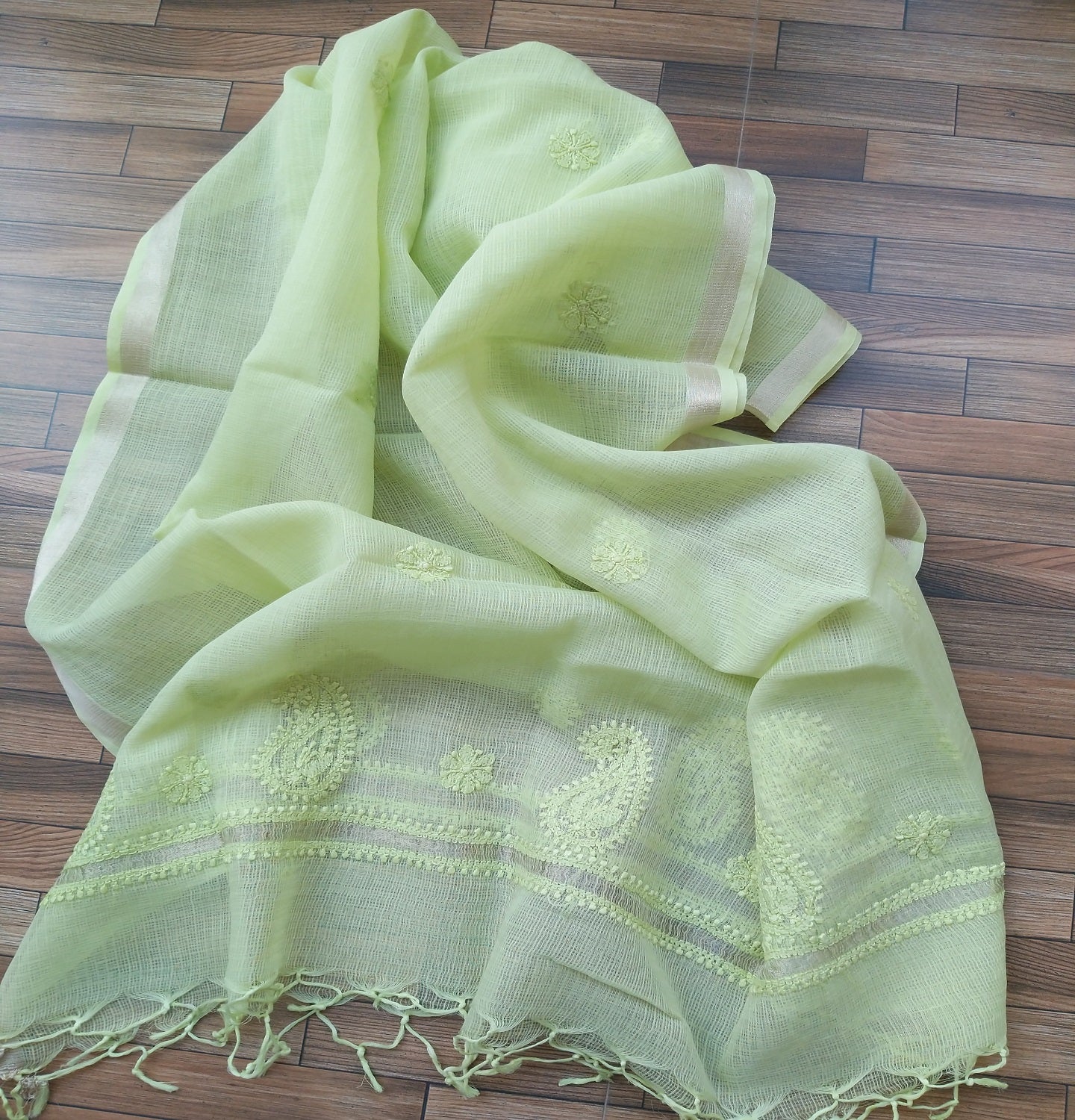 CHIKANKARI DUPATTA