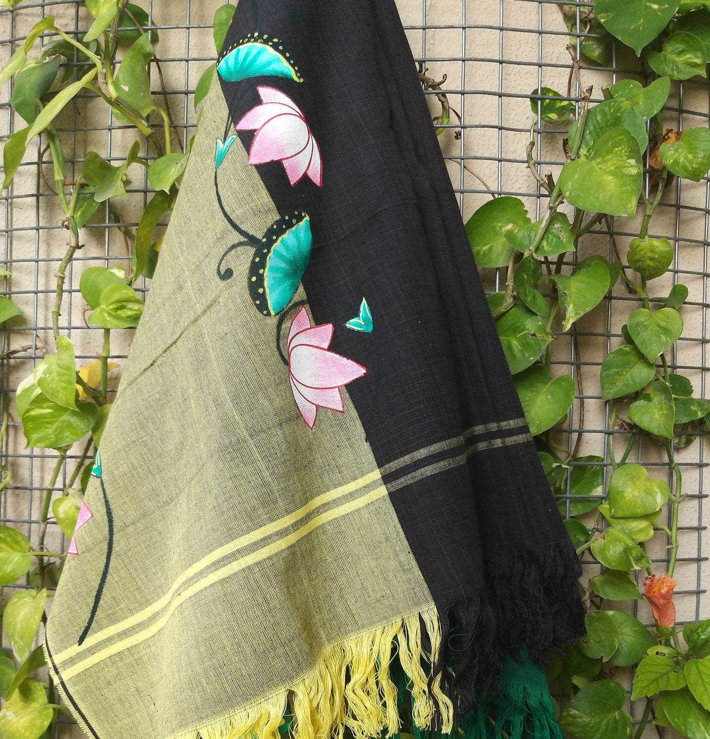 PICHWAI HANDPAINTED DUPATTA