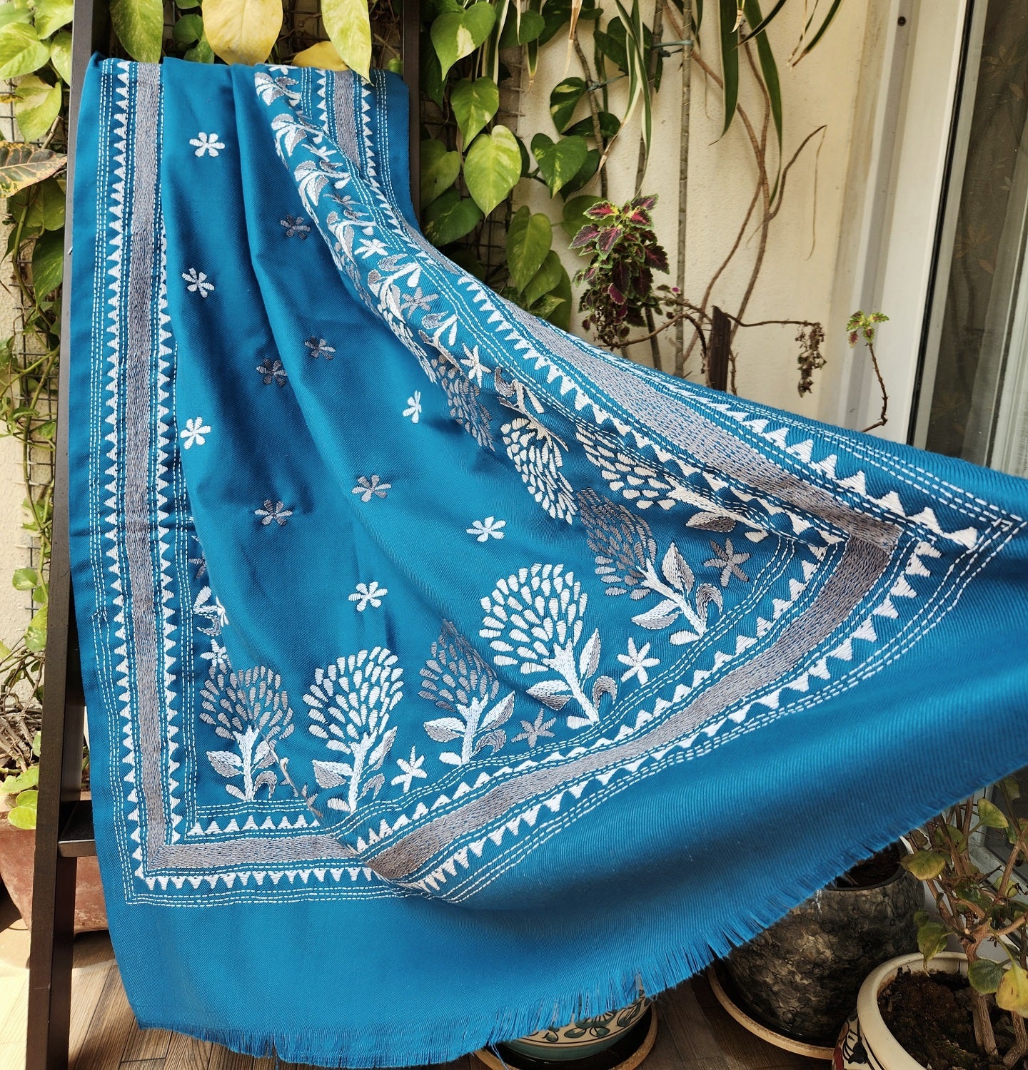 KANTHA WOOLEN SHAWL
