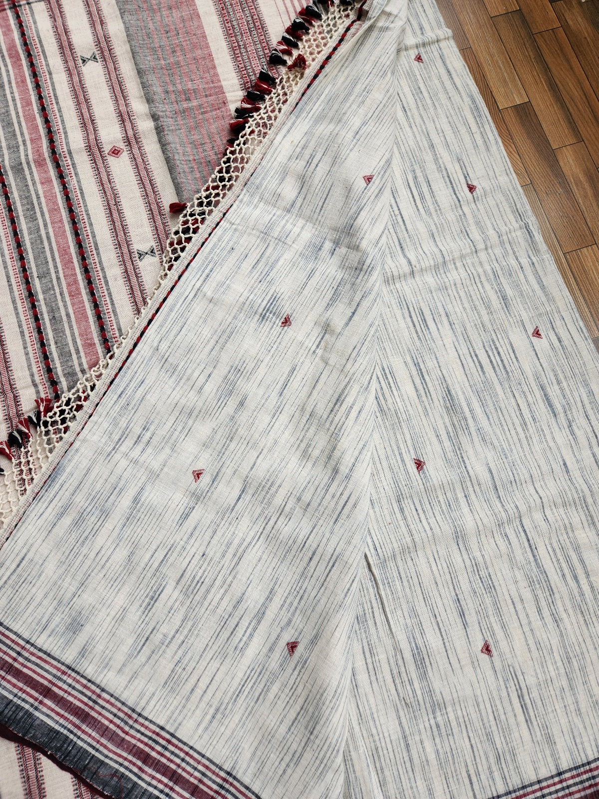 Handloom Bhujodi cotton saree officewear summer wardrobe kutch saree kutchi bharat