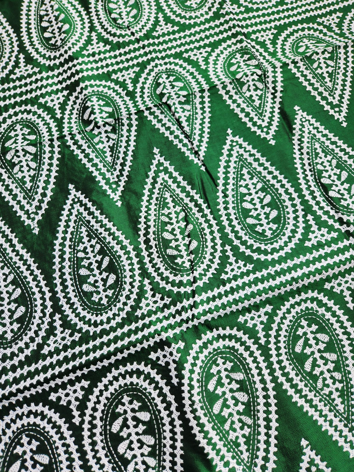 kutchworksaree sareeonline kutchworkonline kutchibharat green saree mehndi look