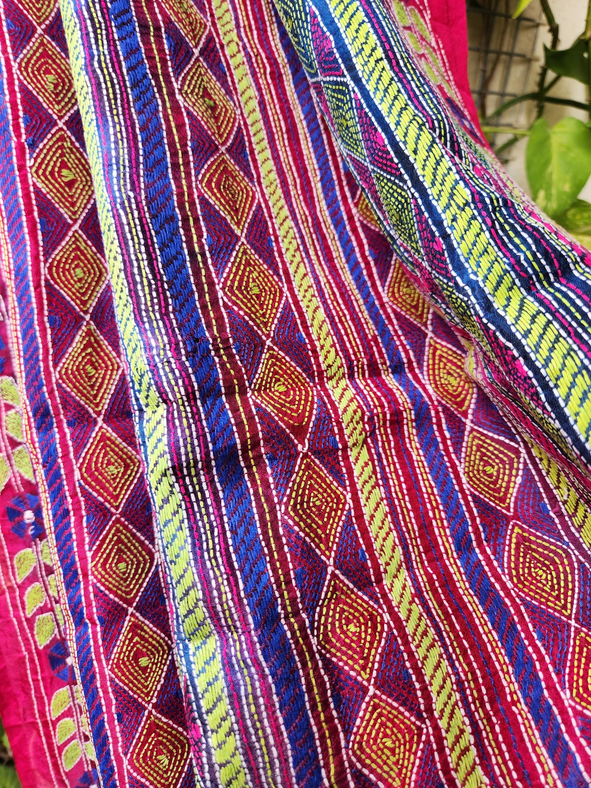 Kantha Dupatta Pink dupatta