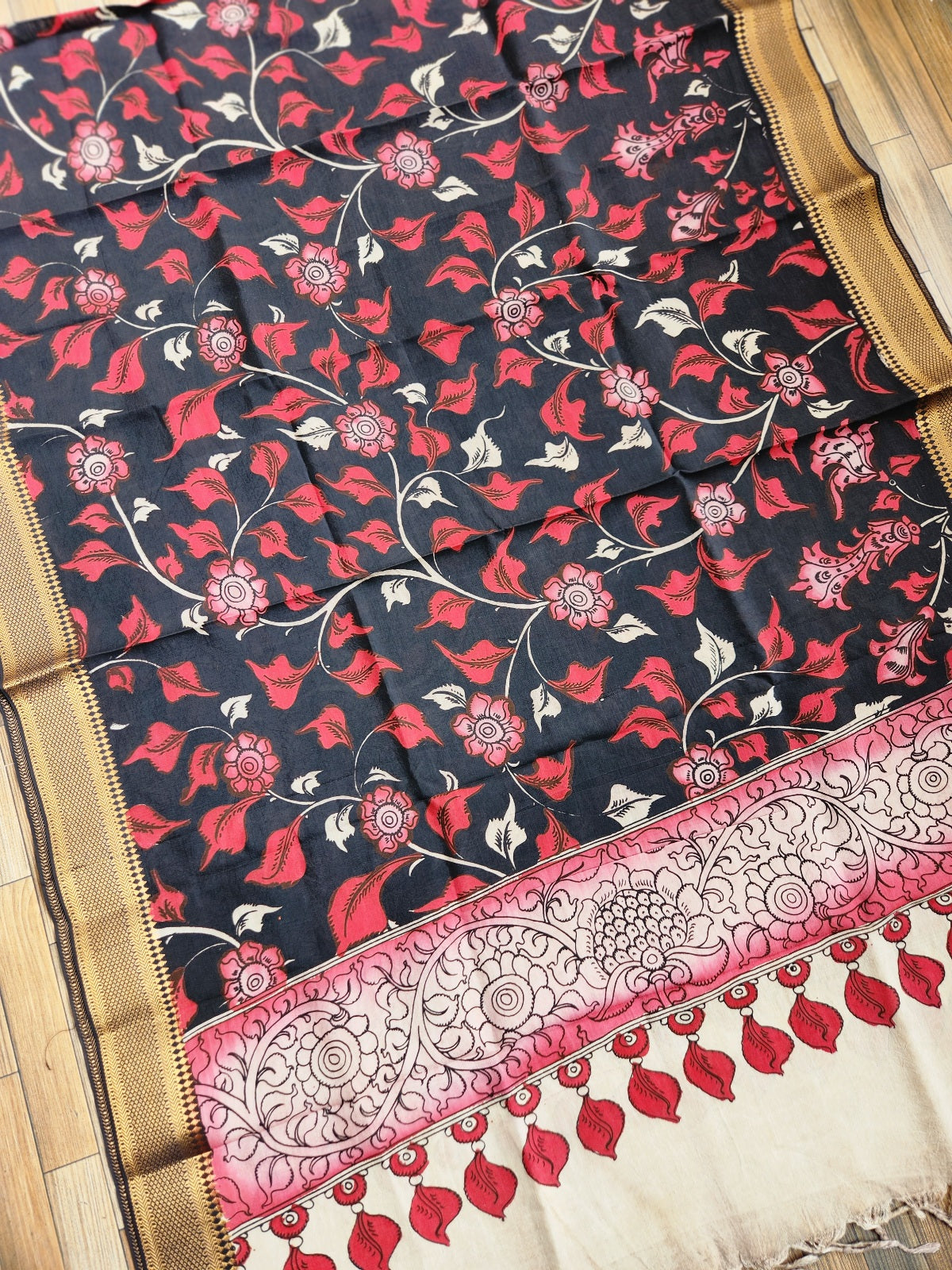 pen kalamkari silk dupatta Black and Red dupatta Indian gifts