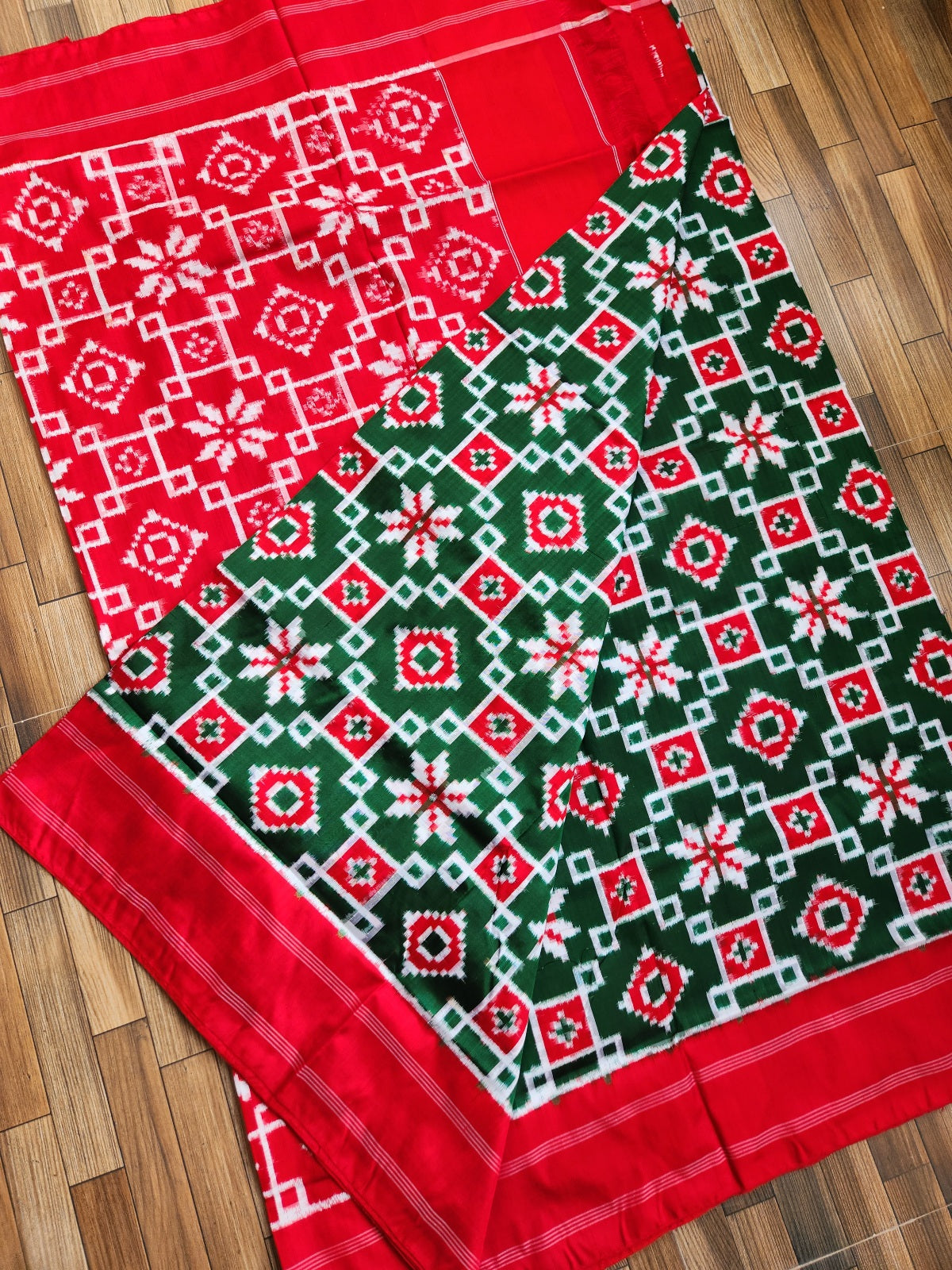 TELIA RUMAL SAREE ikatsaree silk saree handloom ikatlove sarees red and green telia rumal