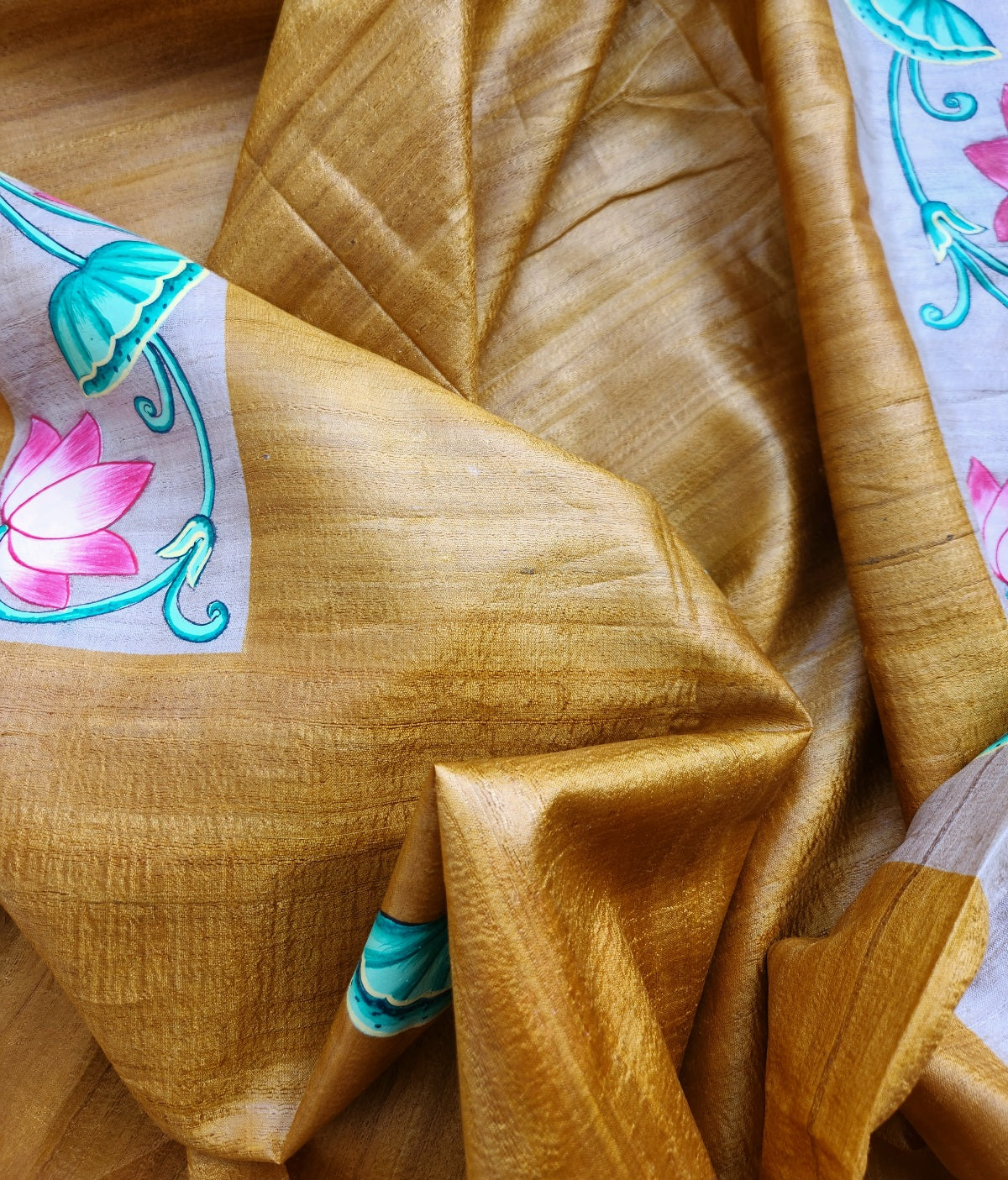 Pichwai saree yellow saree sareesonline festival shopping wedding shopping haldi outfit haldilook