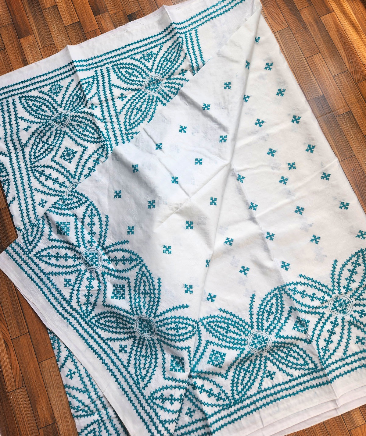 KUTCHWORK SILK SAREE