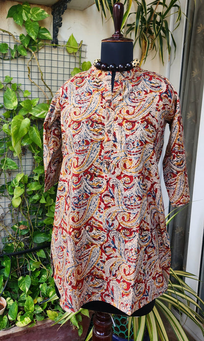 SHORT KURTI