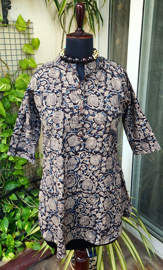 SHORT KURTI