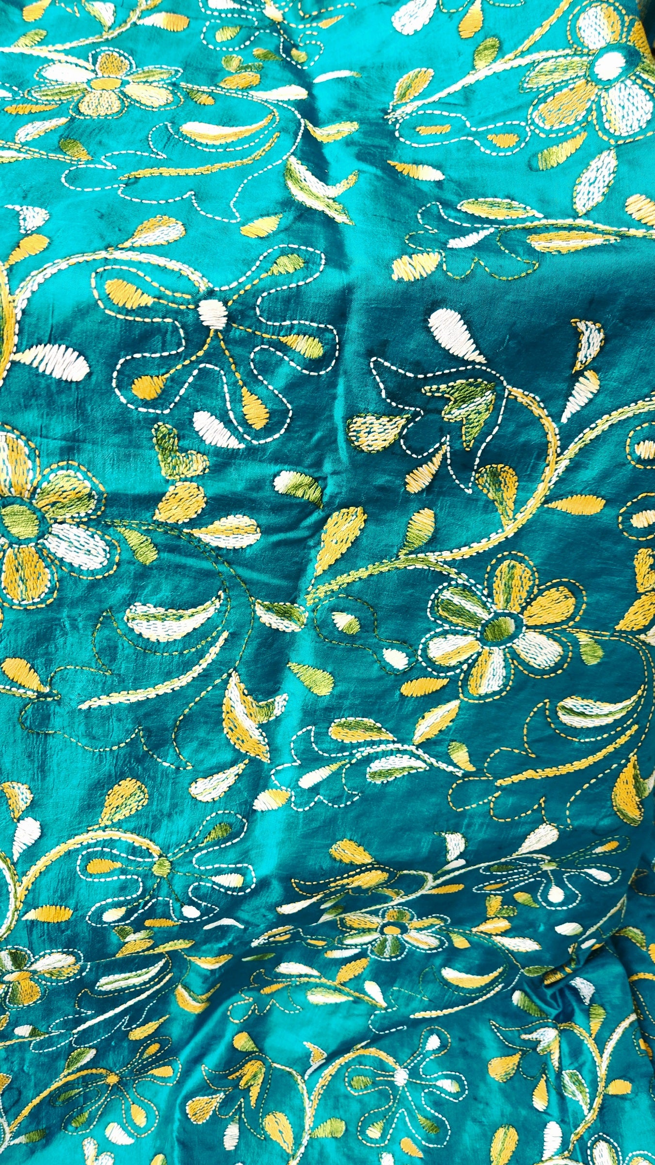 FLORAL KANTHA DUPATTA