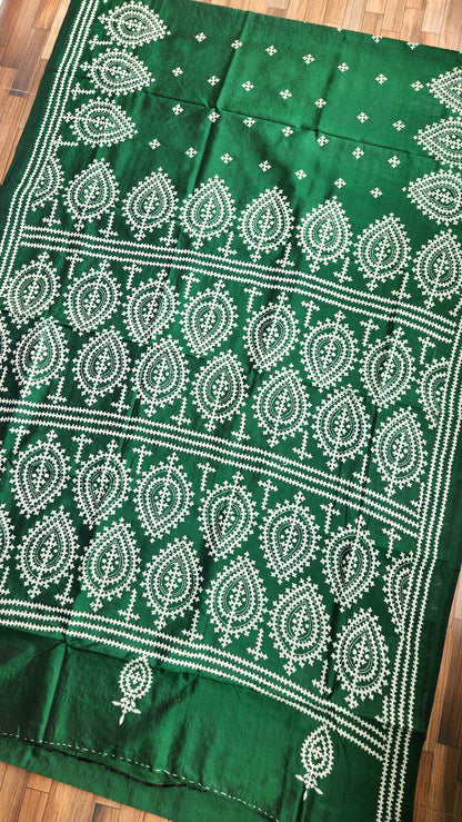 green saree kutchwork saree mehndi look silk saree
