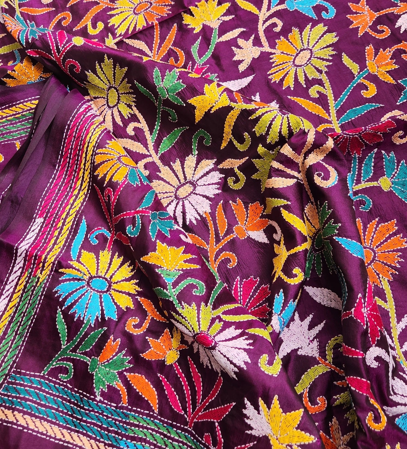 FLORAL KANTHA SAREE