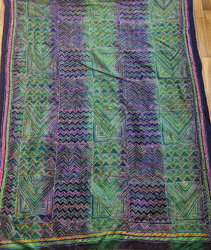 PEACOCK COLORS