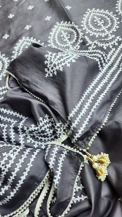 KUTCHWORK SILK SAREE
