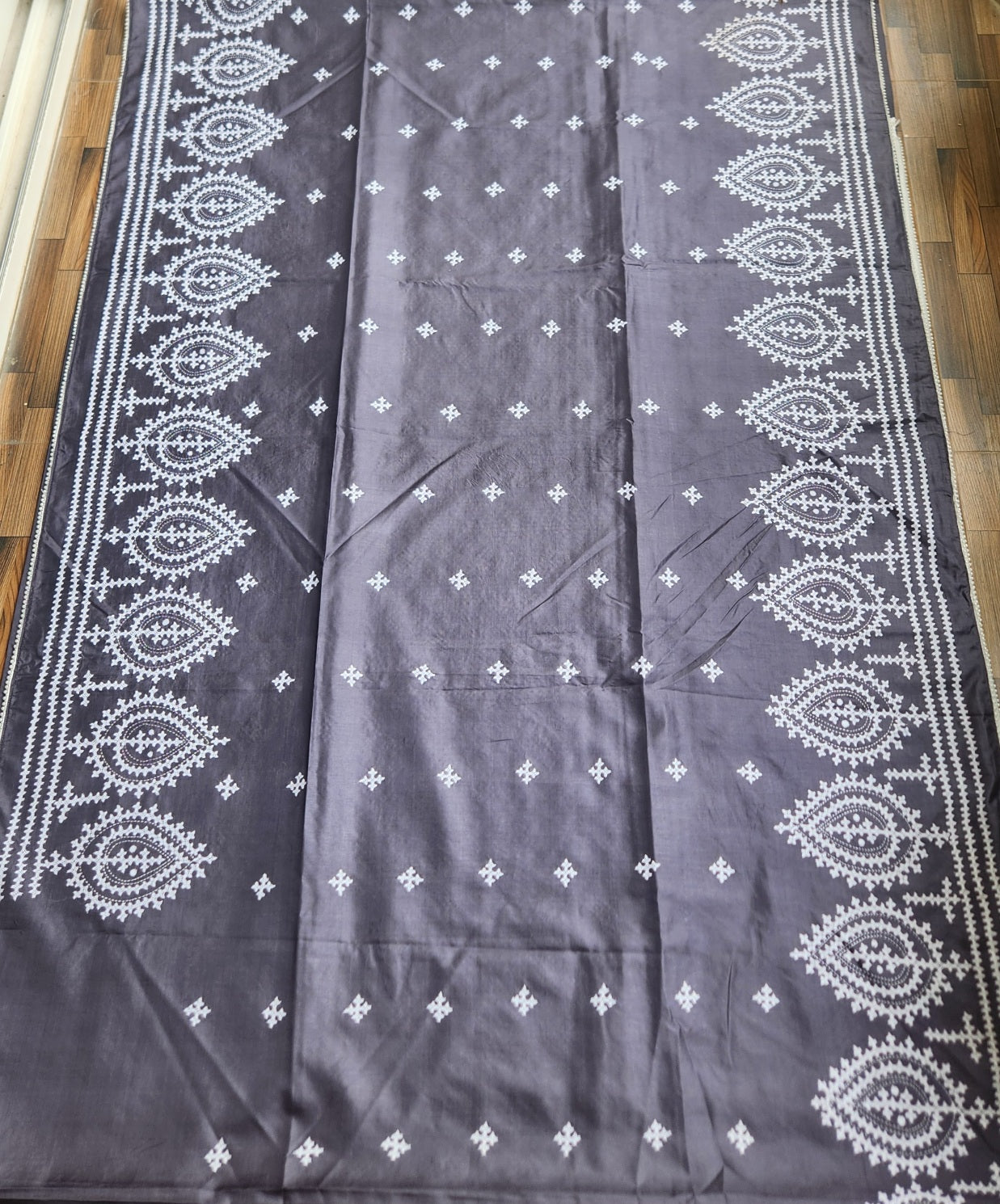 KUTCHWORK SILK SAREE