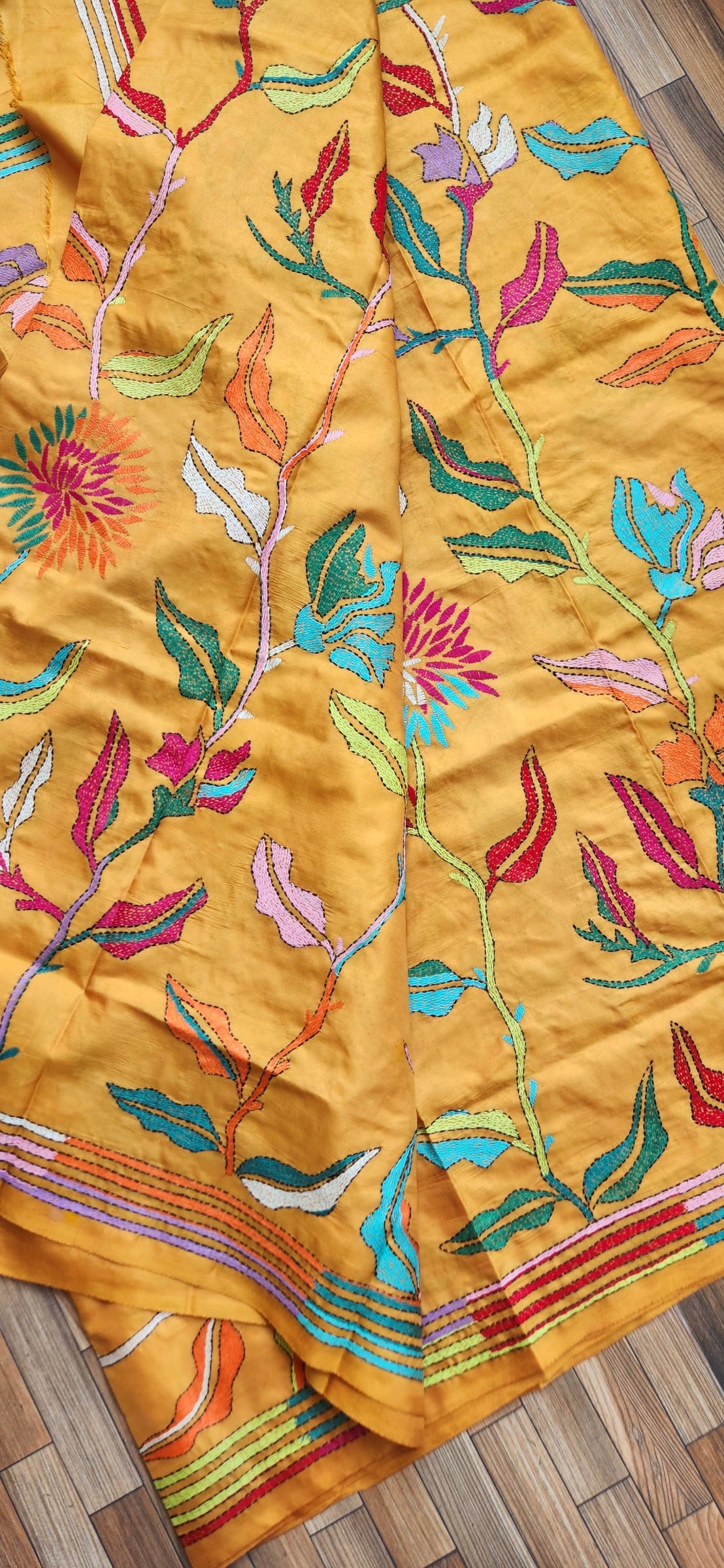 DANDELION KANTHA SAREE