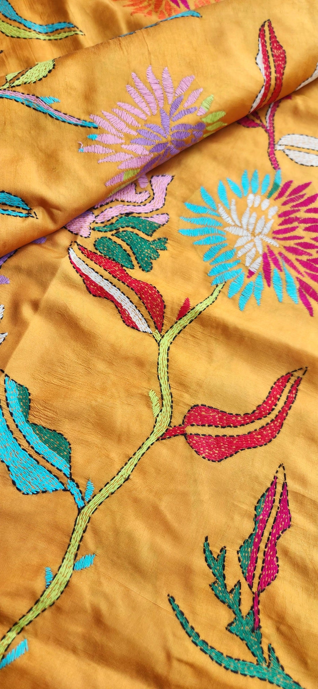 DANDELION KANTHA SAREE
