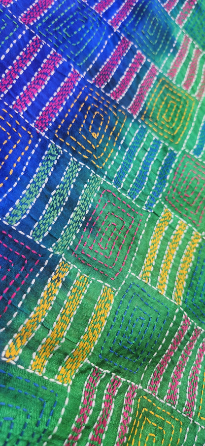 PEACOCK COLORS