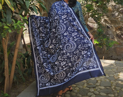 WARLI KANTHA DUPATTA